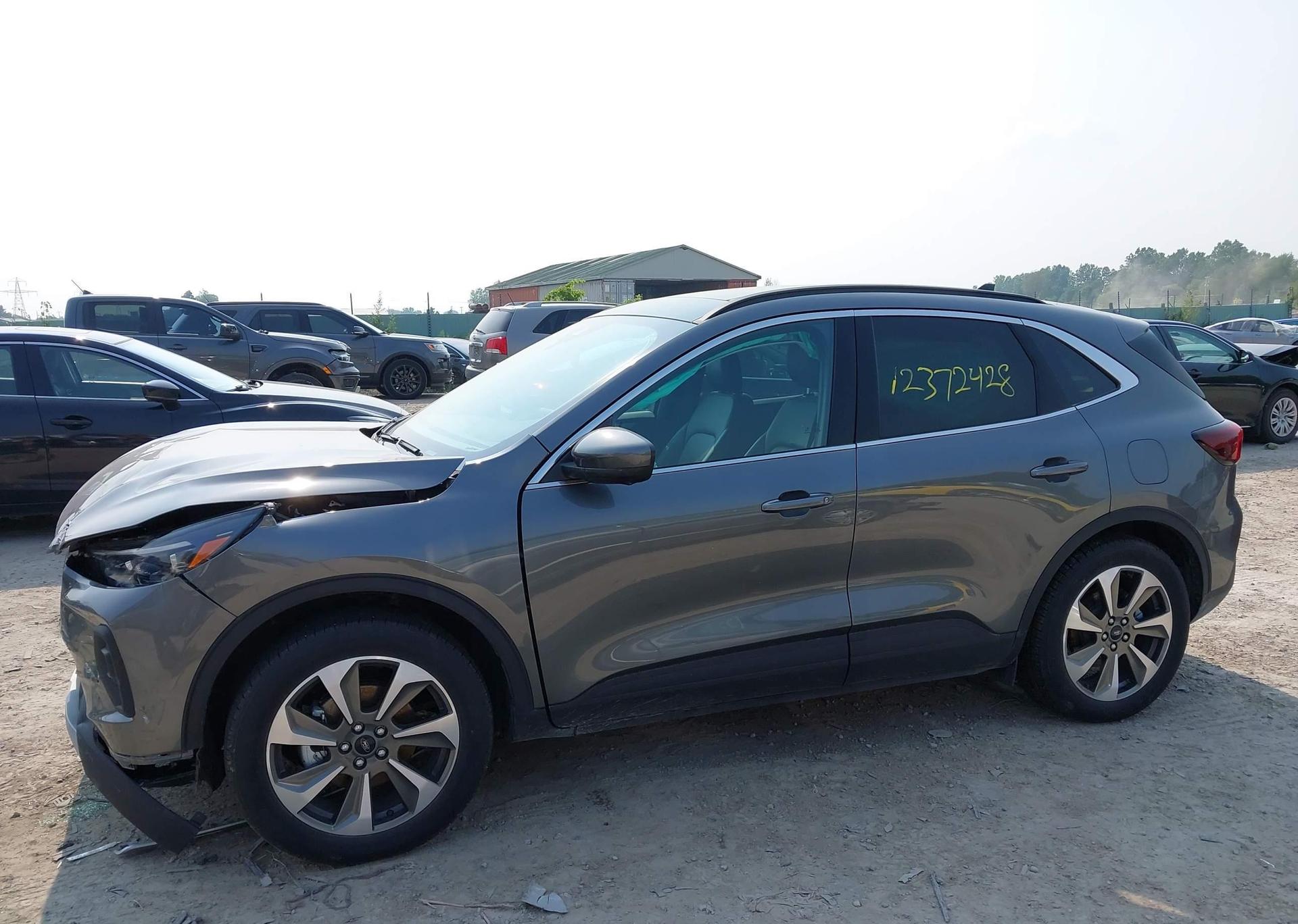 2024 FORD ESCAPE PLATINUM