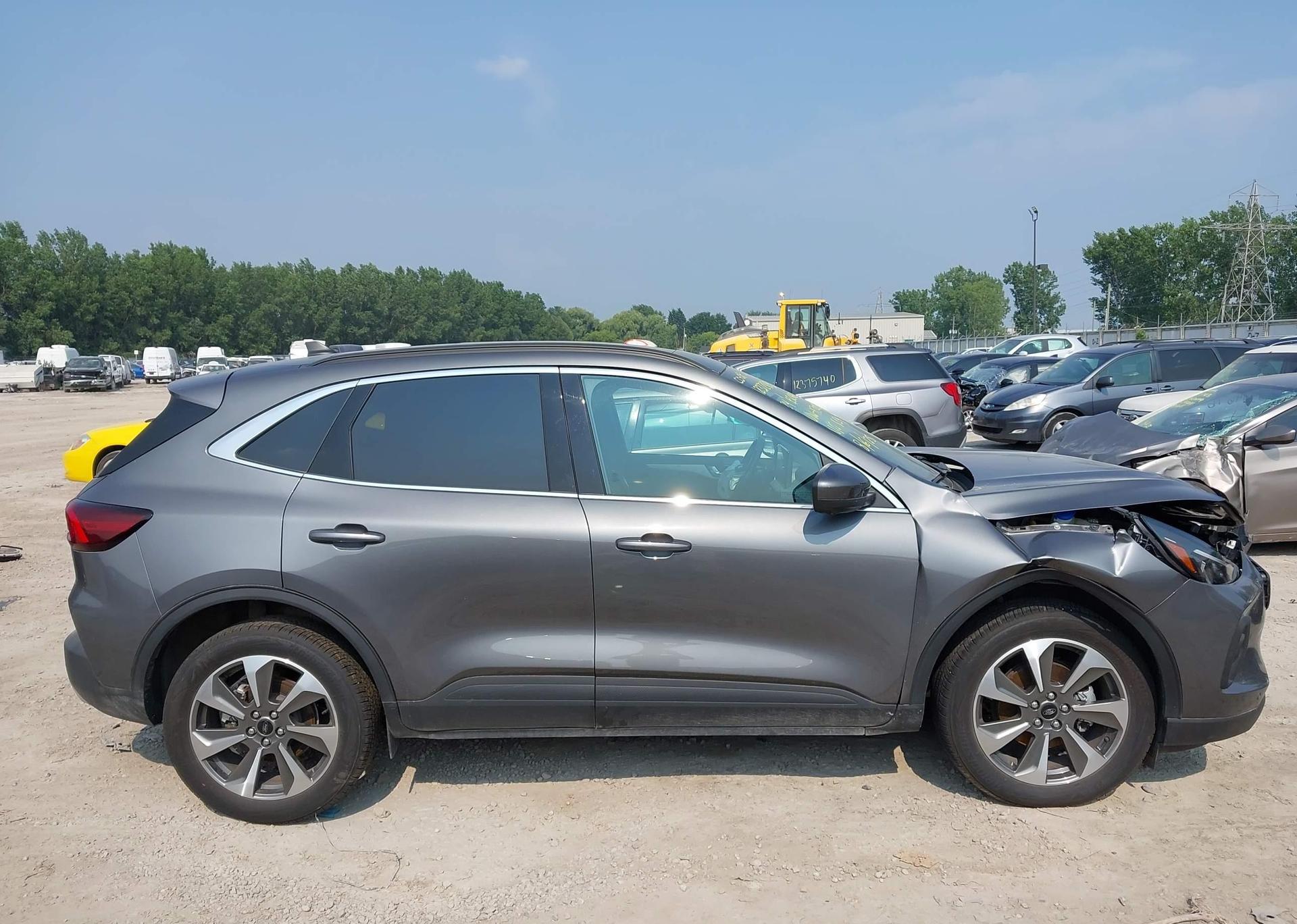 2024 FORD ESCAPE PLATINUM
