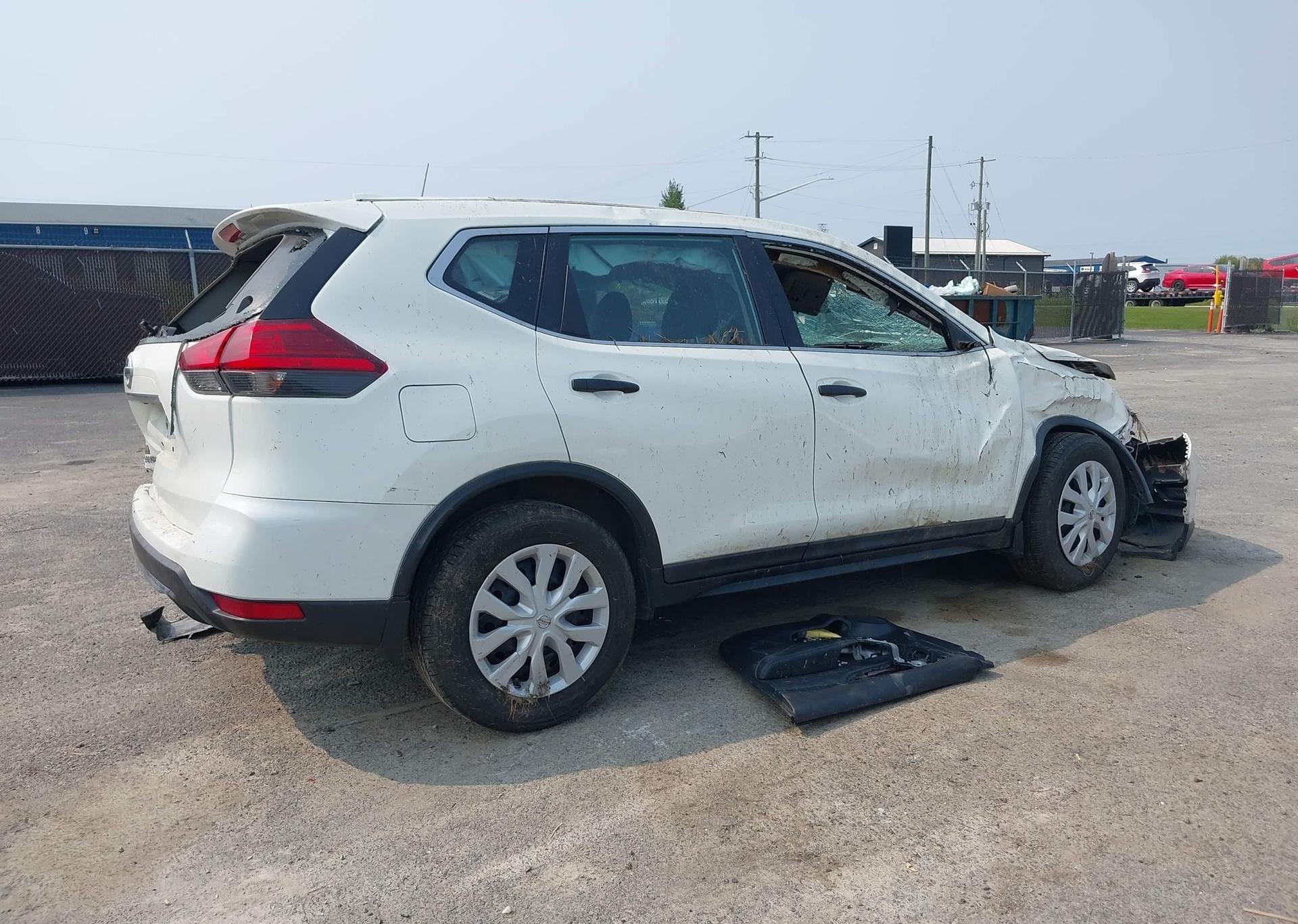 2017 NISSAN ROGUE S