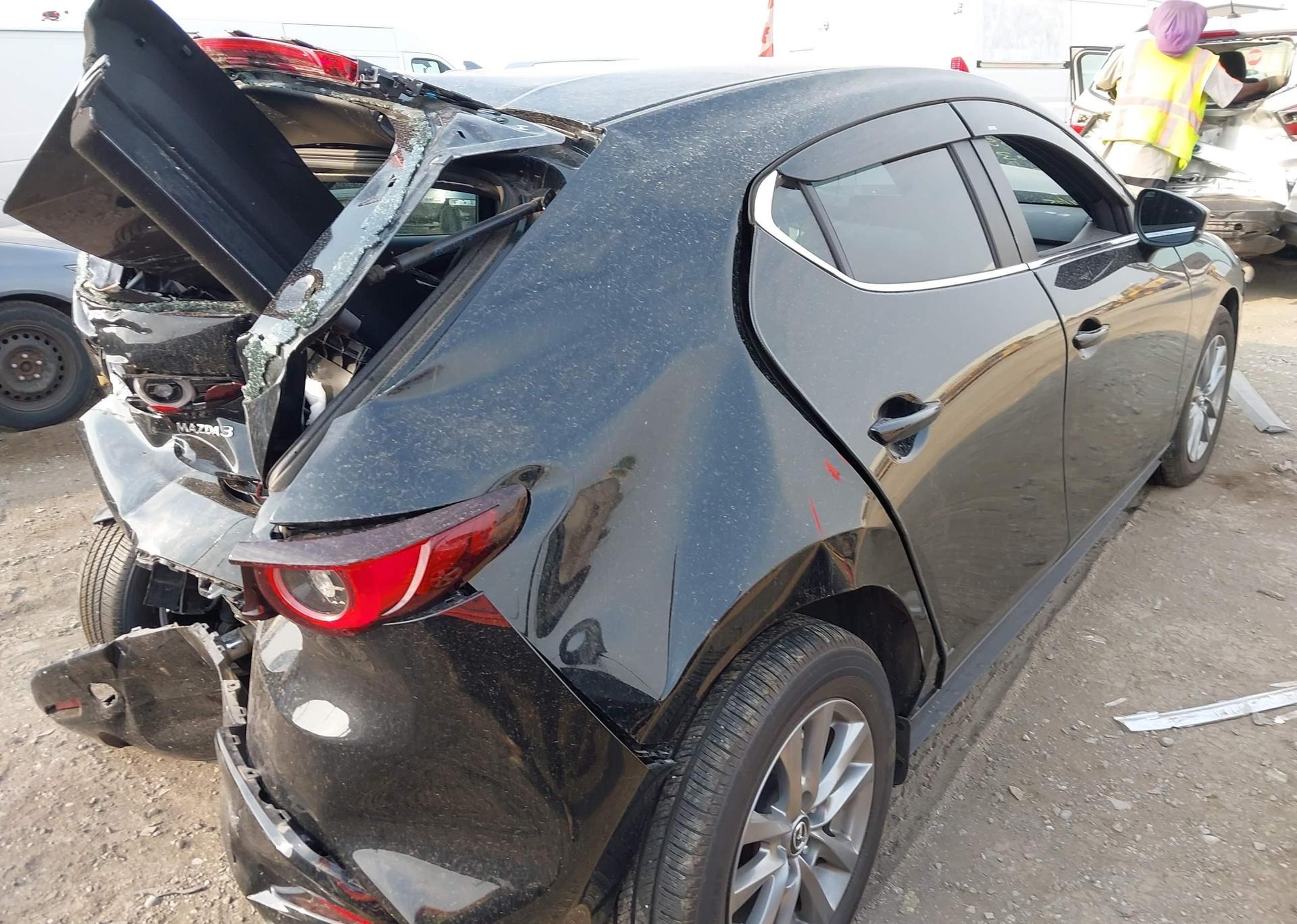 2024 MAZDA MAZDA3 SPORT GX