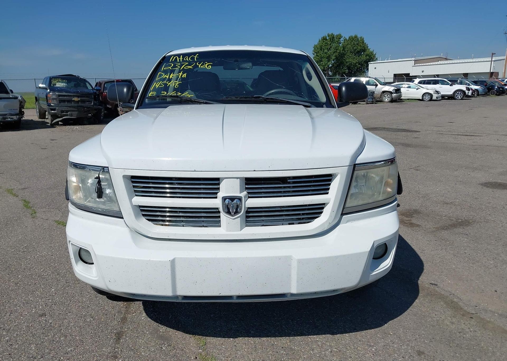 2007 DODGE DAKOTA QUAD SLT