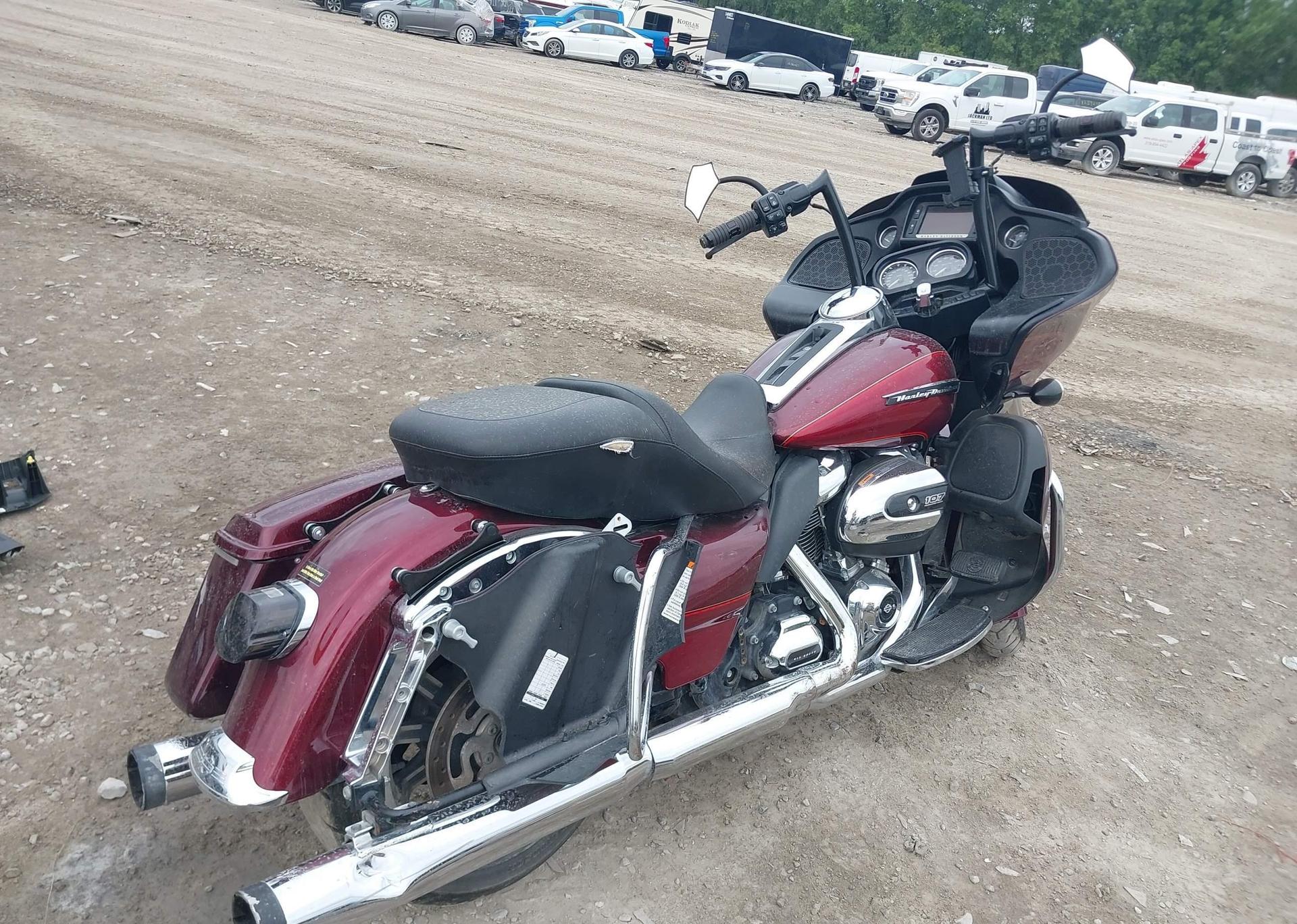 2017 HARLEY-DAVIDSON FLTRU