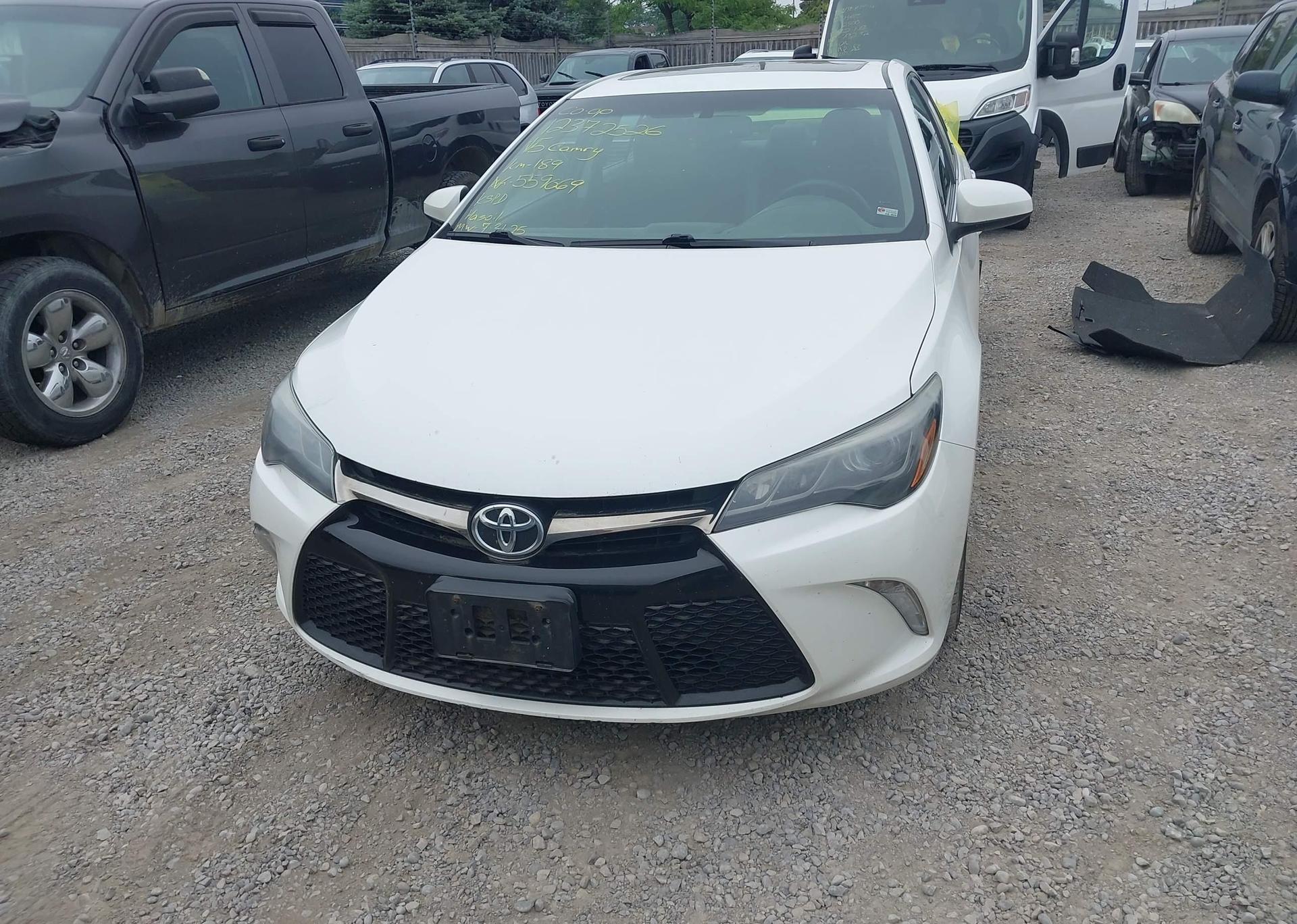 2015 TOYOTA CAMRY XSE