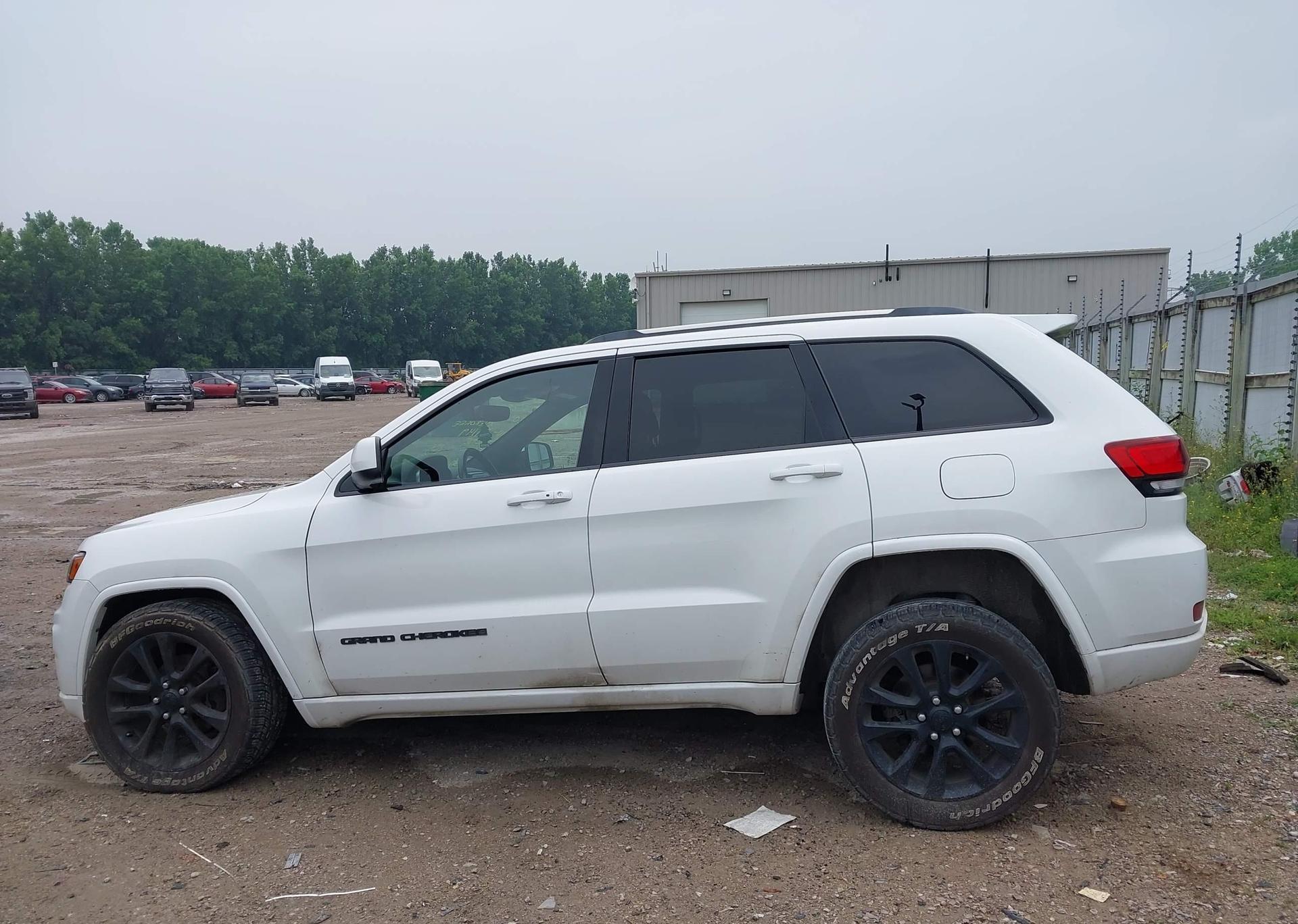 2020 JEEP GRAND CHEROKEE ALTITUDE