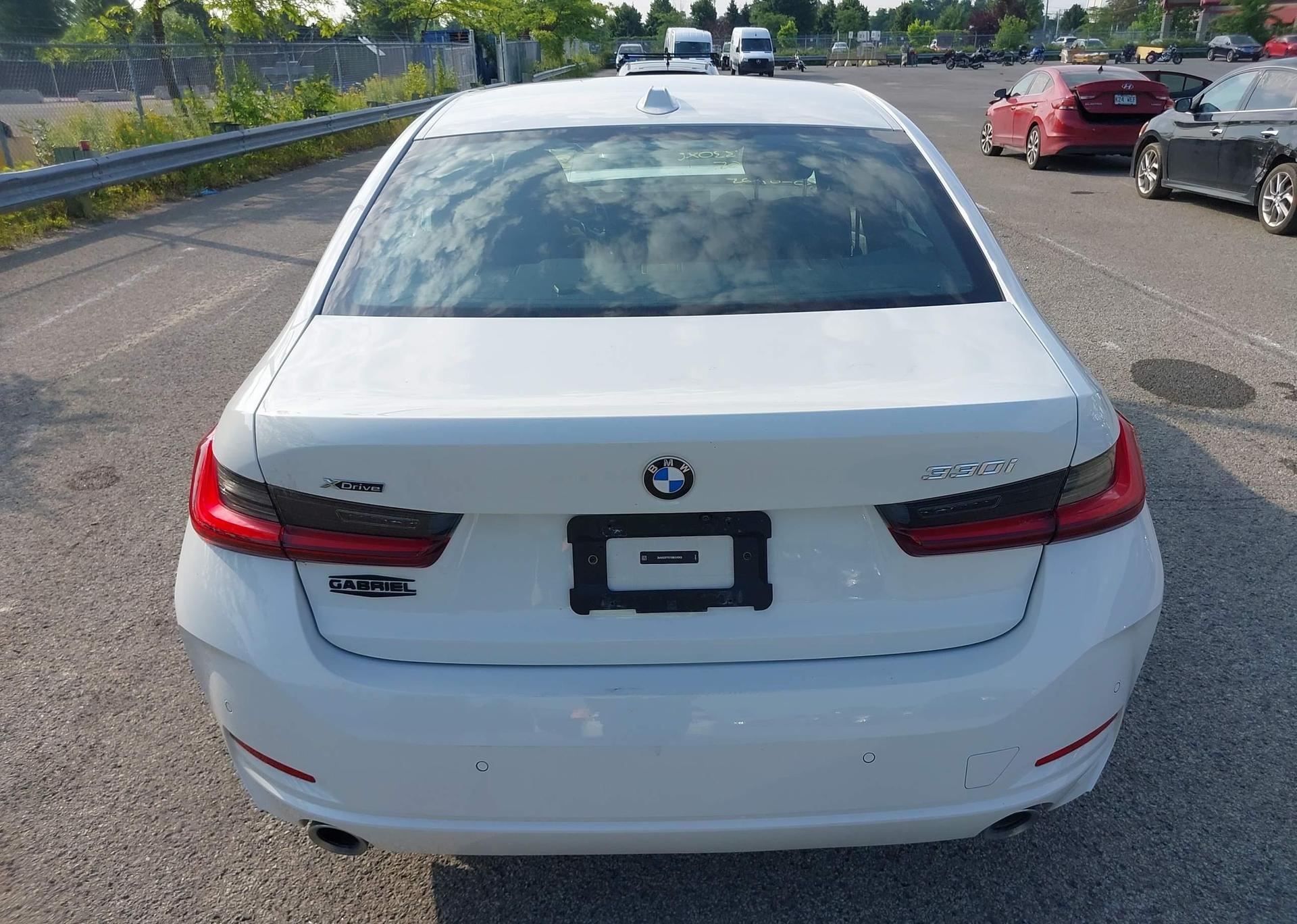 2024 BMW 330XI
