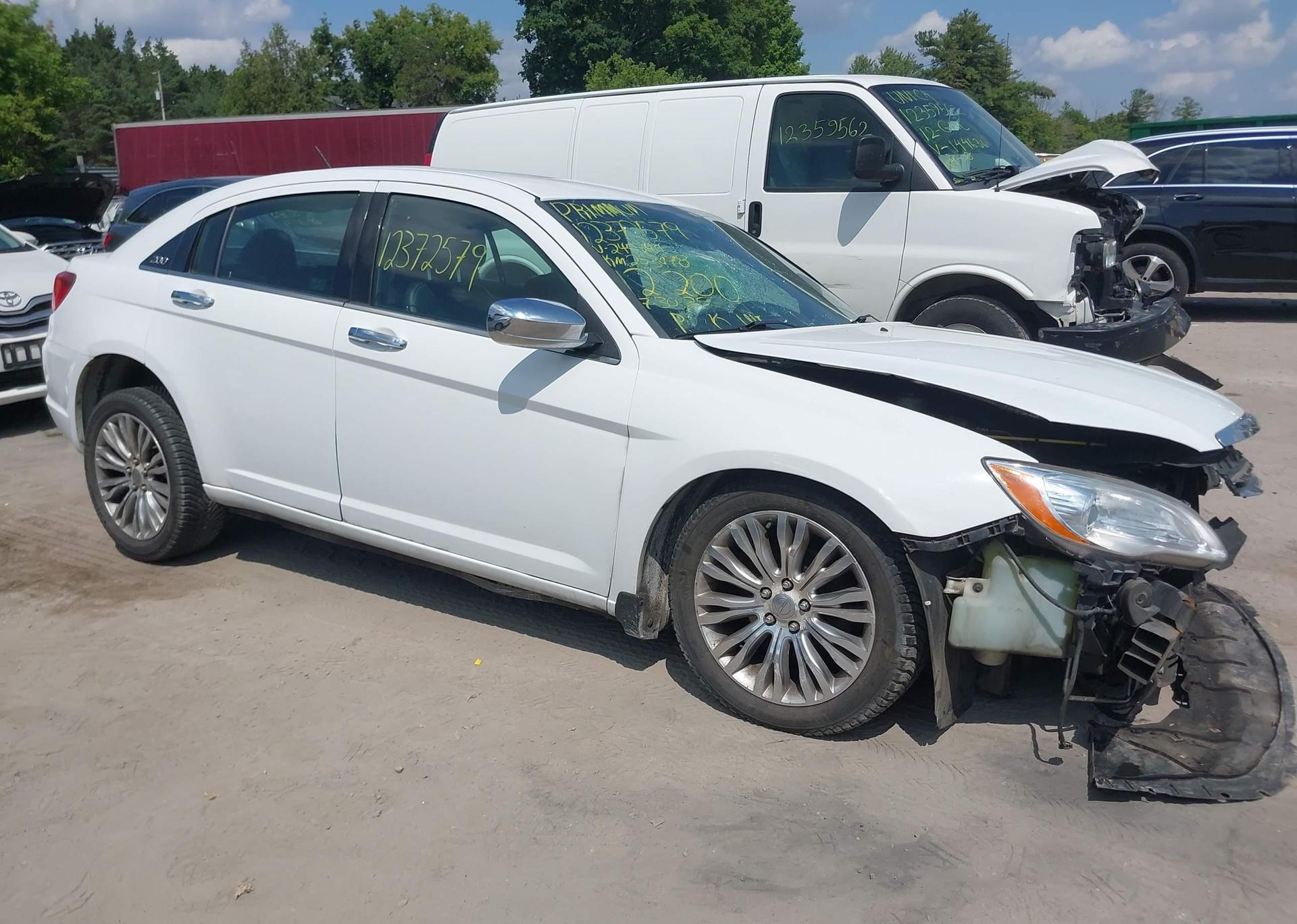 2012 CHRYSLER 200 LIMITED
