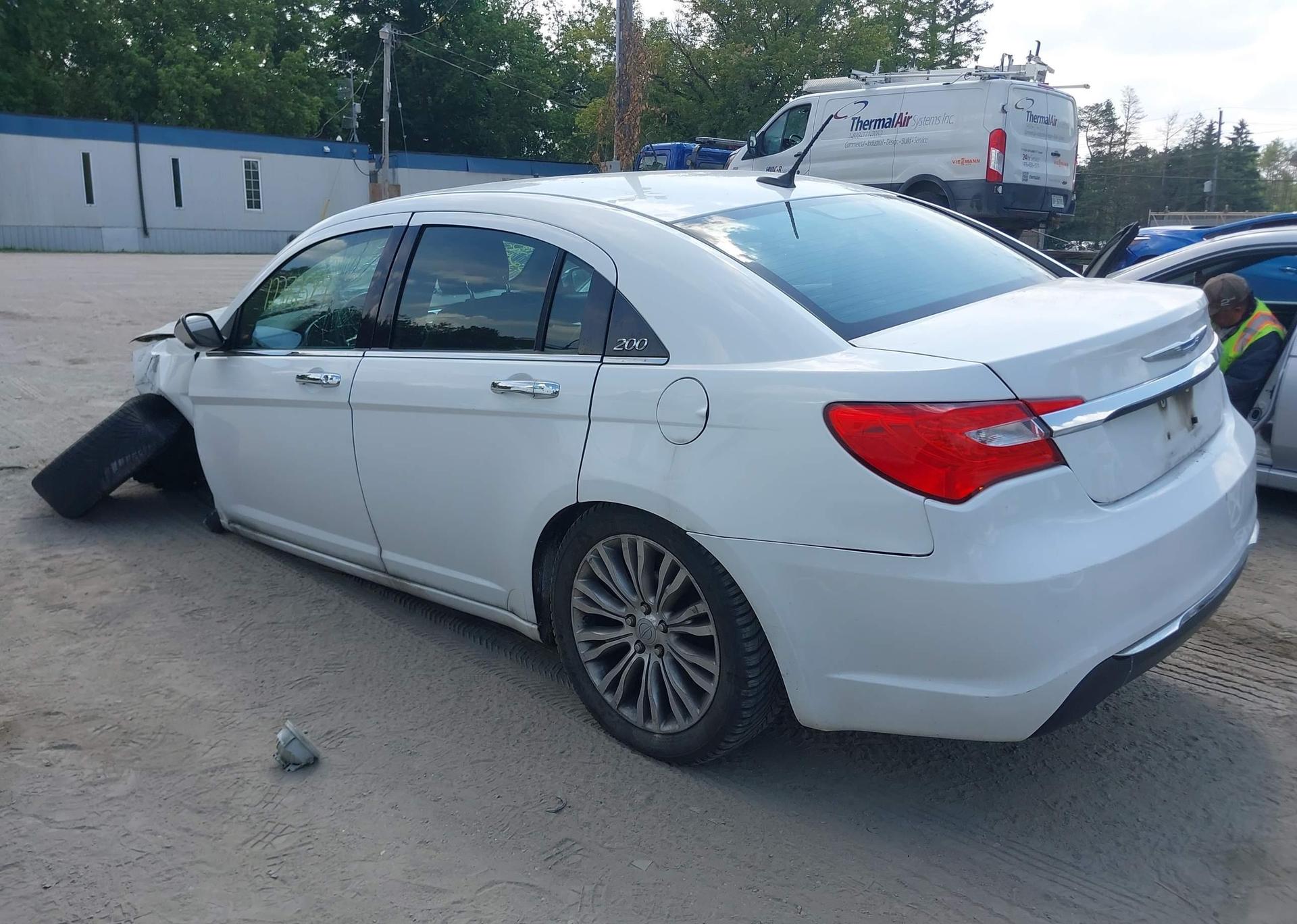 2012 CHRYSLER 200 LIMITED