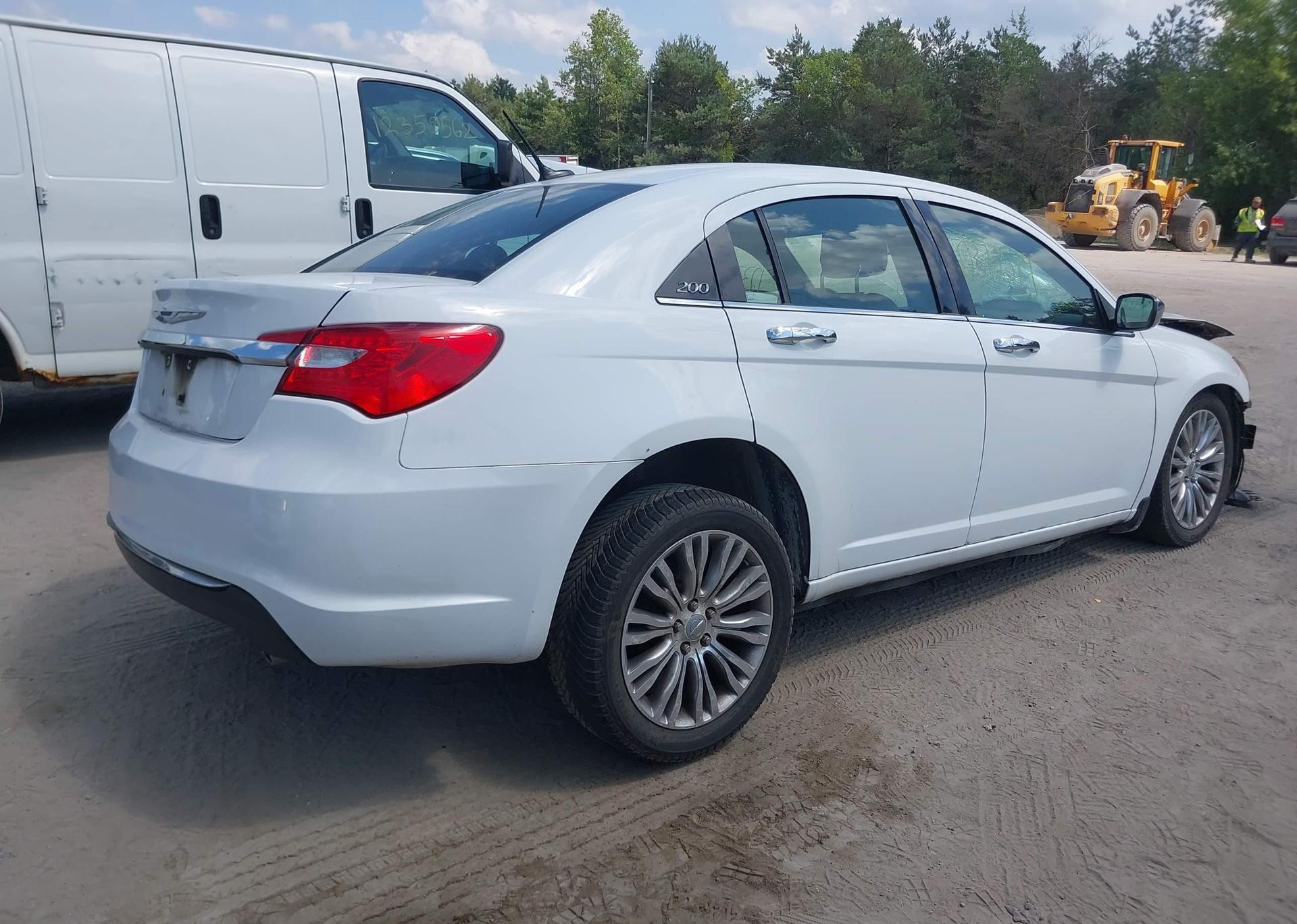 2012 CHRYSLER 200 LIMITED