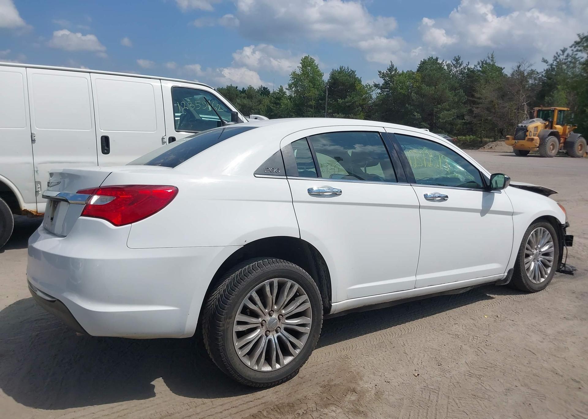 2012 CHRYSLER 200 LIMITED