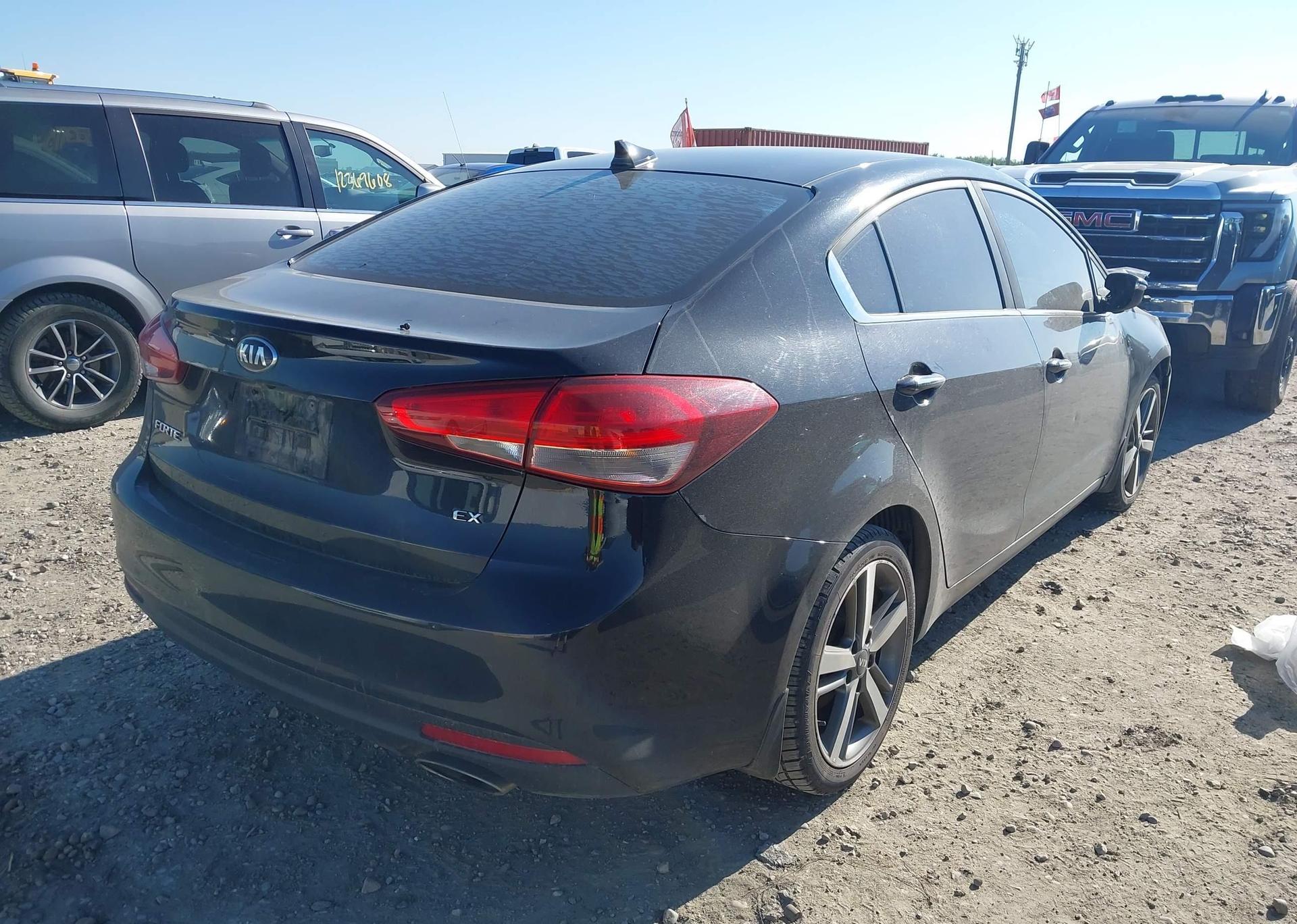 2017 KIA FORTE EX