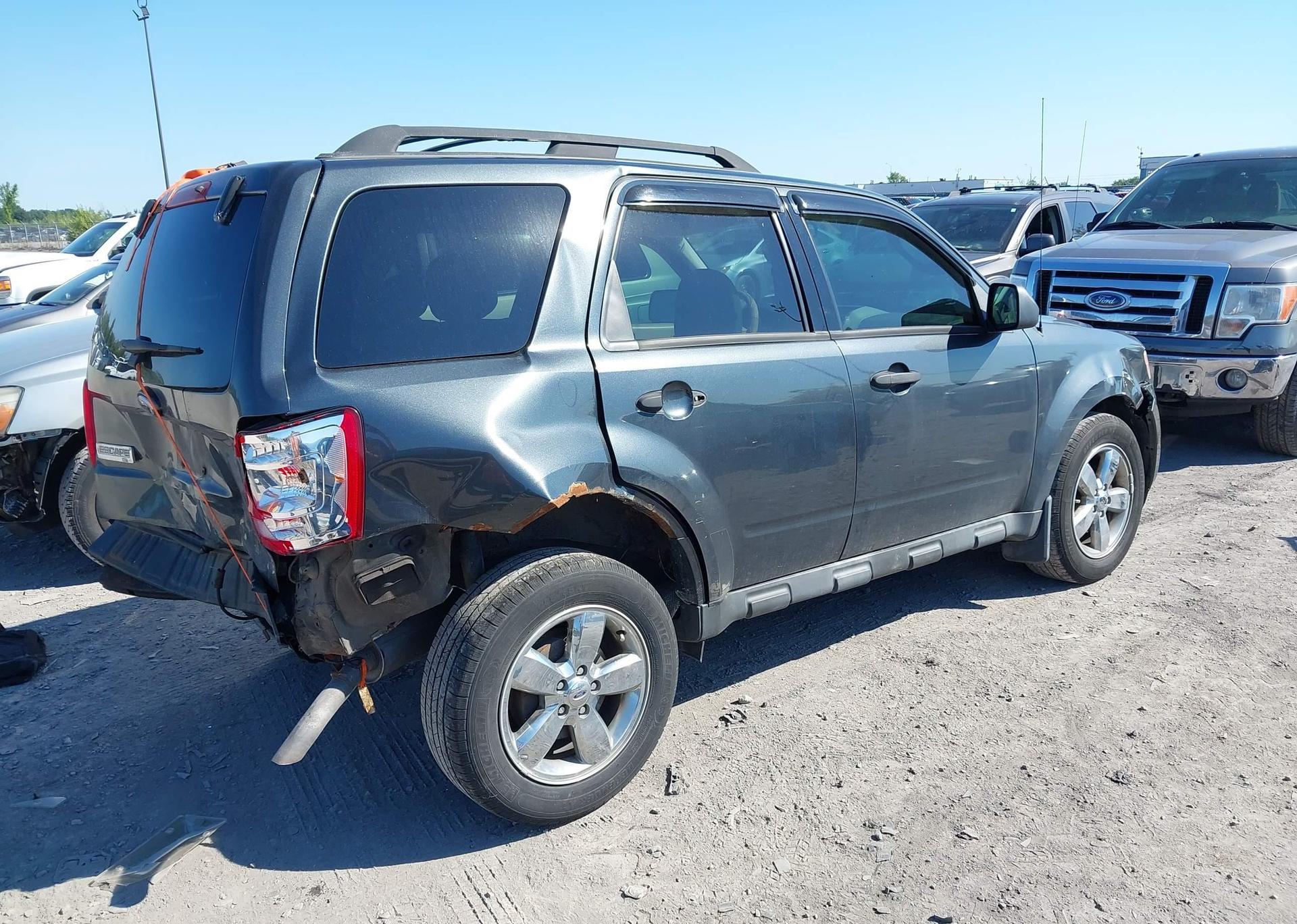 2009 FORD ESCAPE XLT AUTOMATIC
