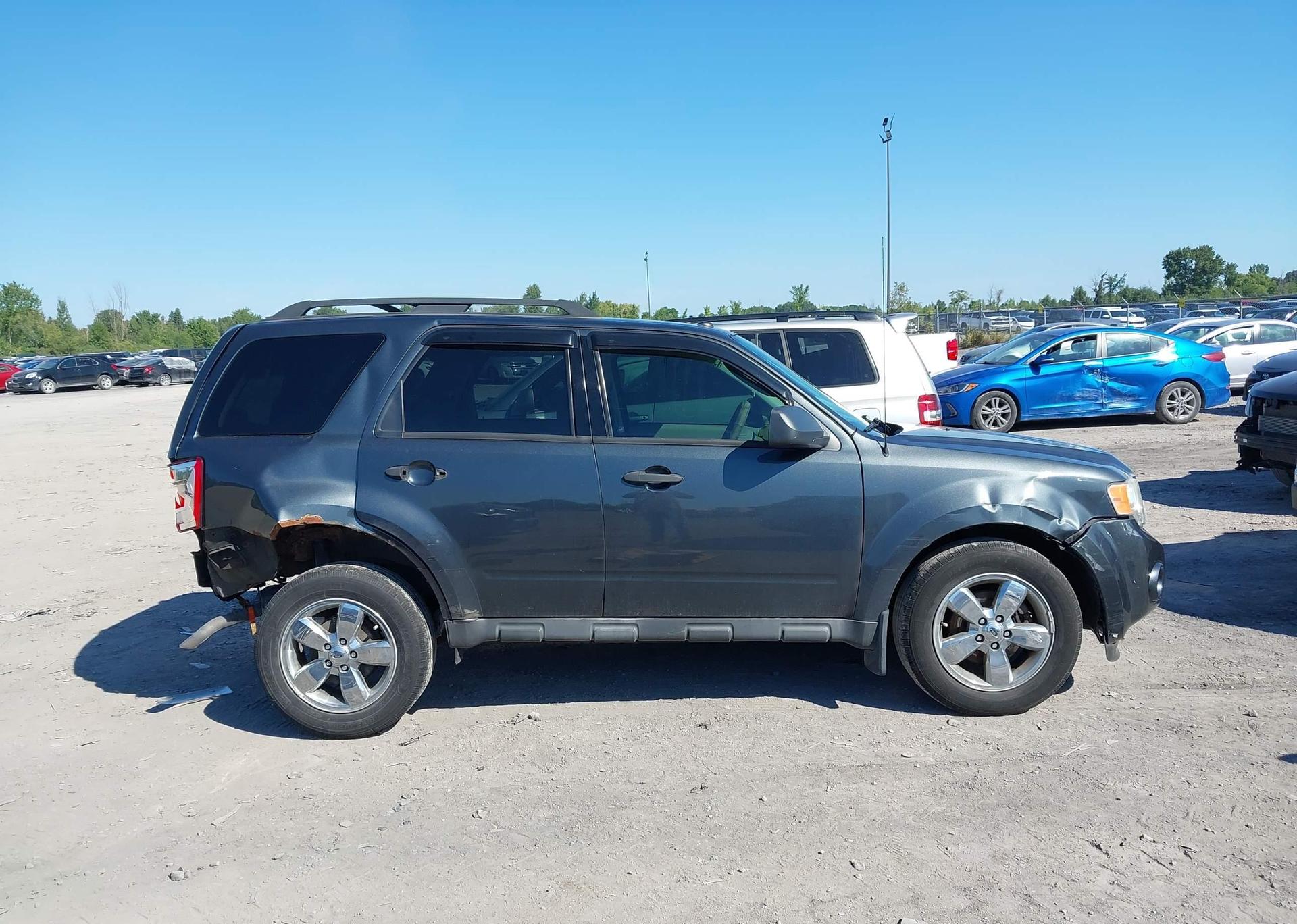 2009 FORD ESCAPE XLT AUTOMATIC