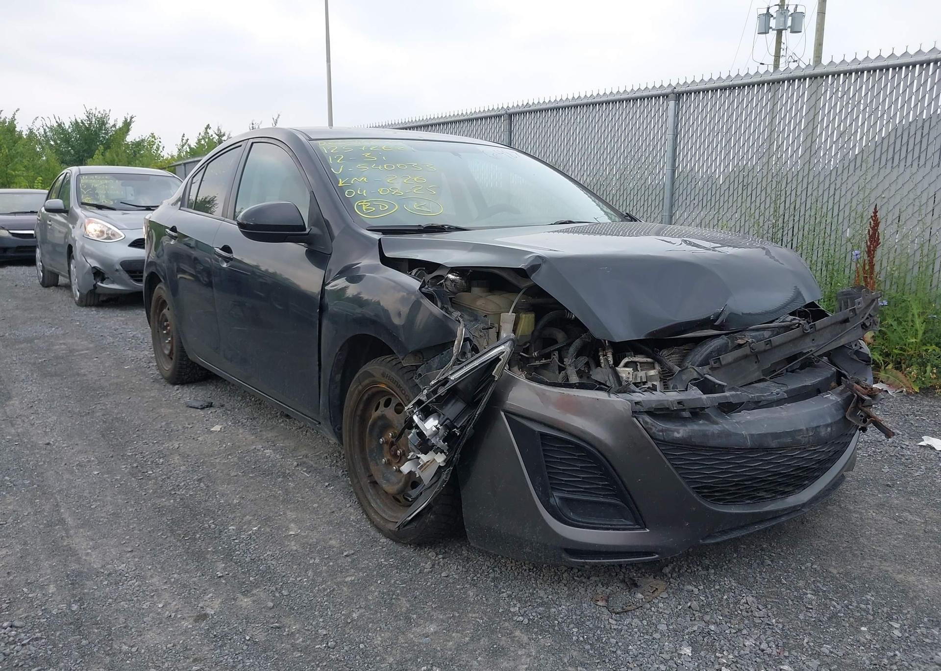 2012 MAZDA 3 I