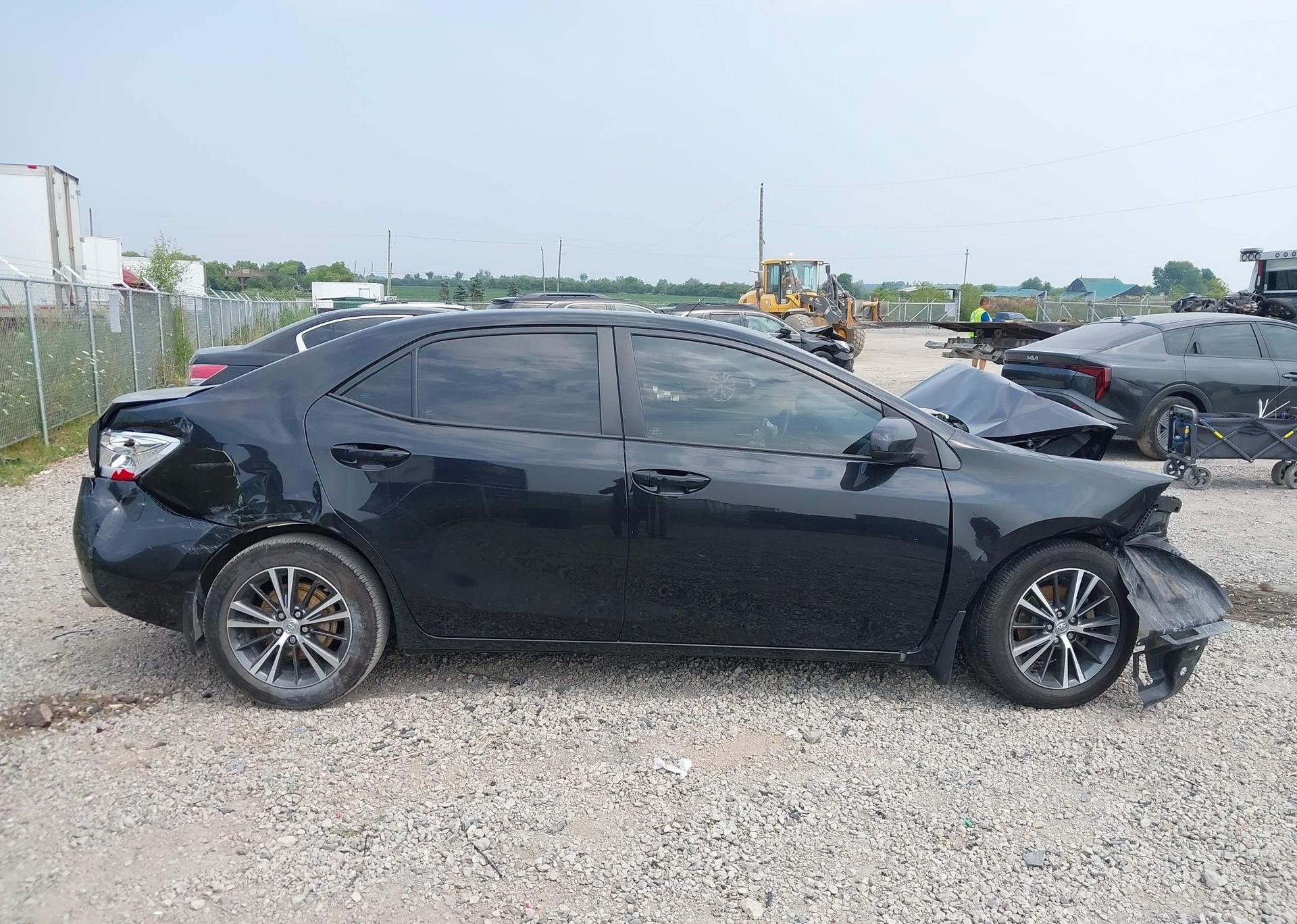 2016 TOYOTA COROLLA LE