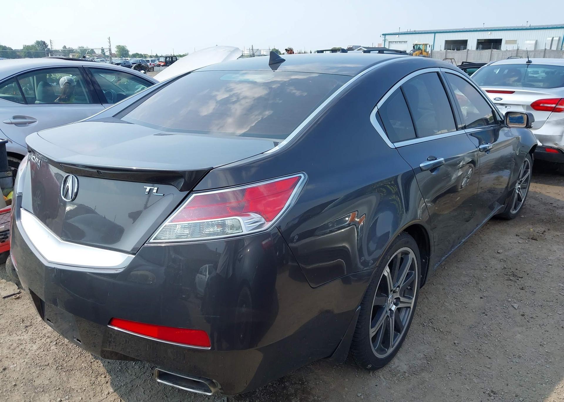 2011 ACURA TL