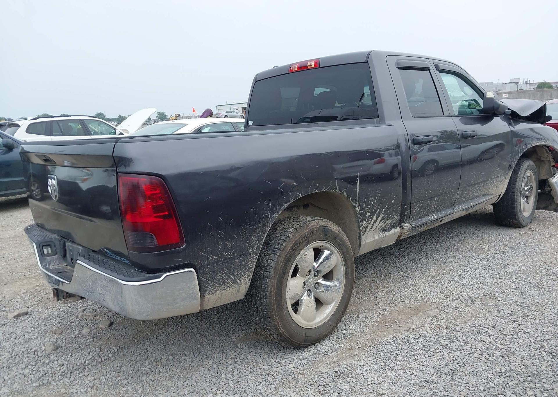 2018 RAM 1500 ST