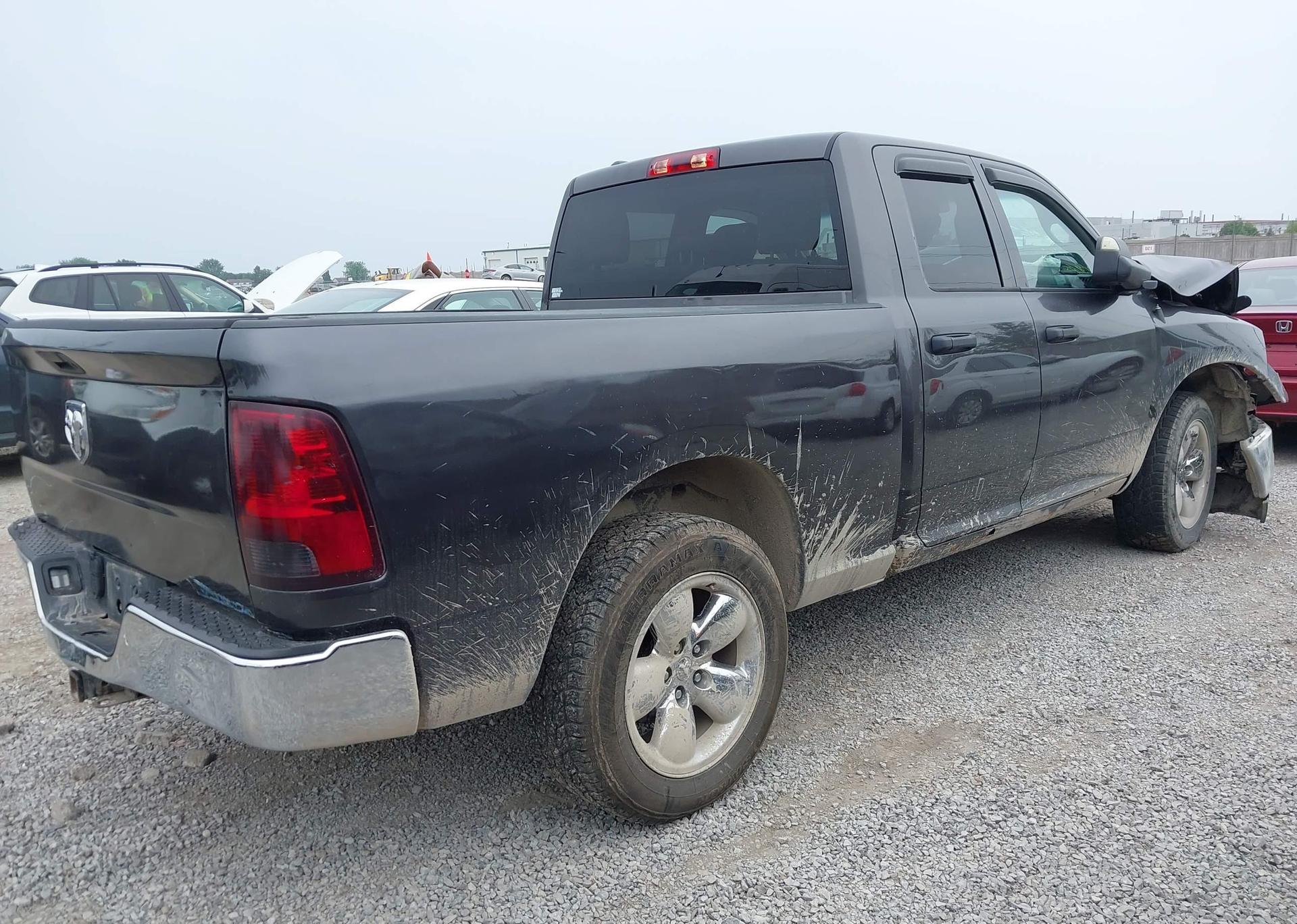 2018 RAM 1500 ST