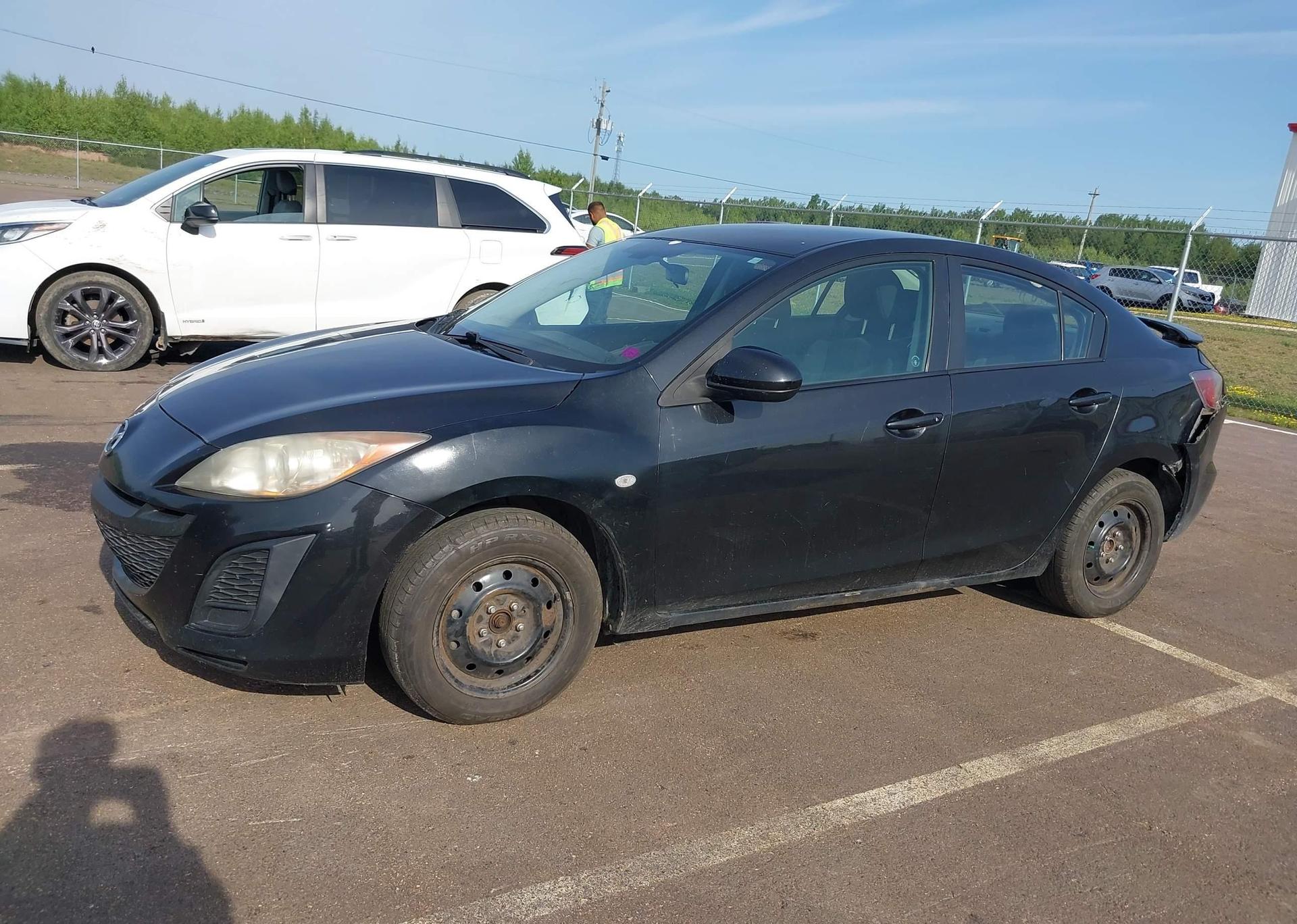 2010 MAZDA 3 I
