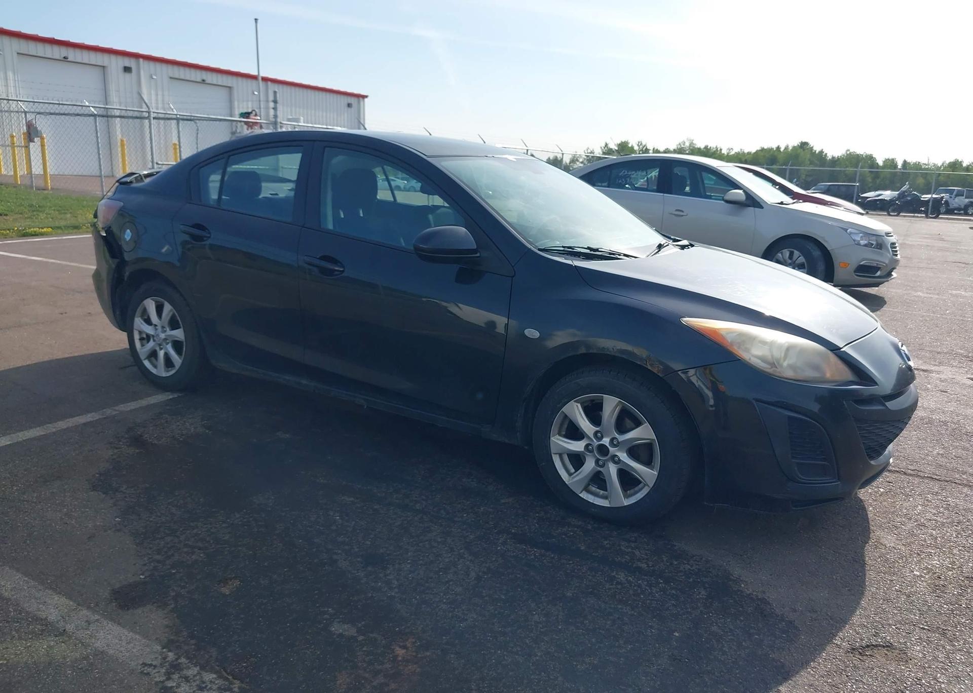 2010 MAZDA 3 I
