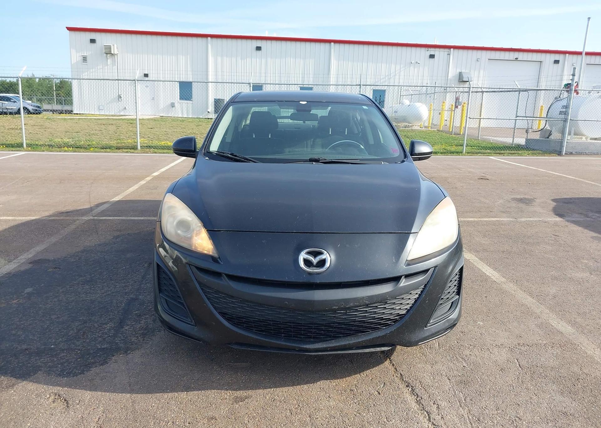 2010 MAZDA 3 I