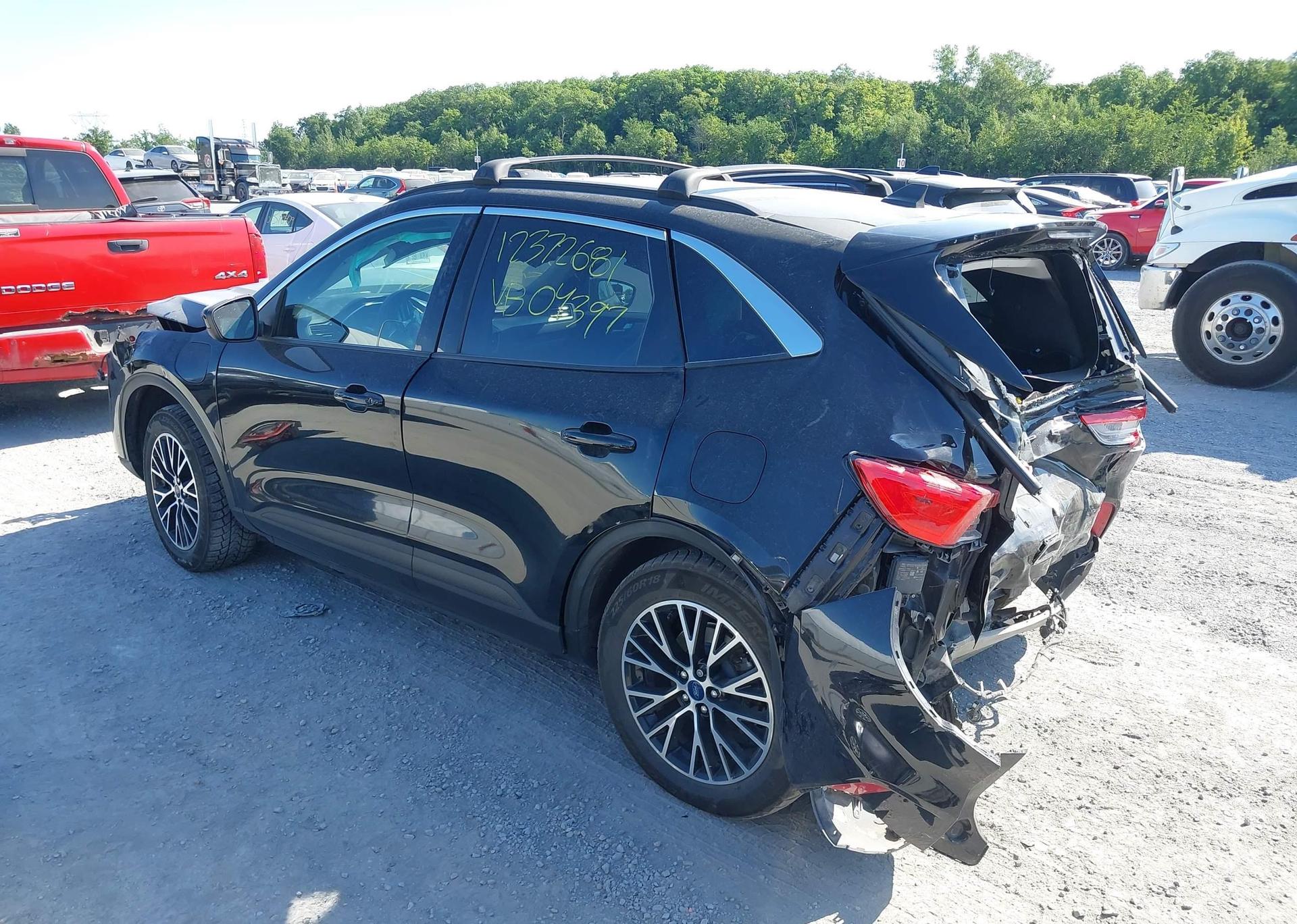 2022 FORD ESCAPE SEL