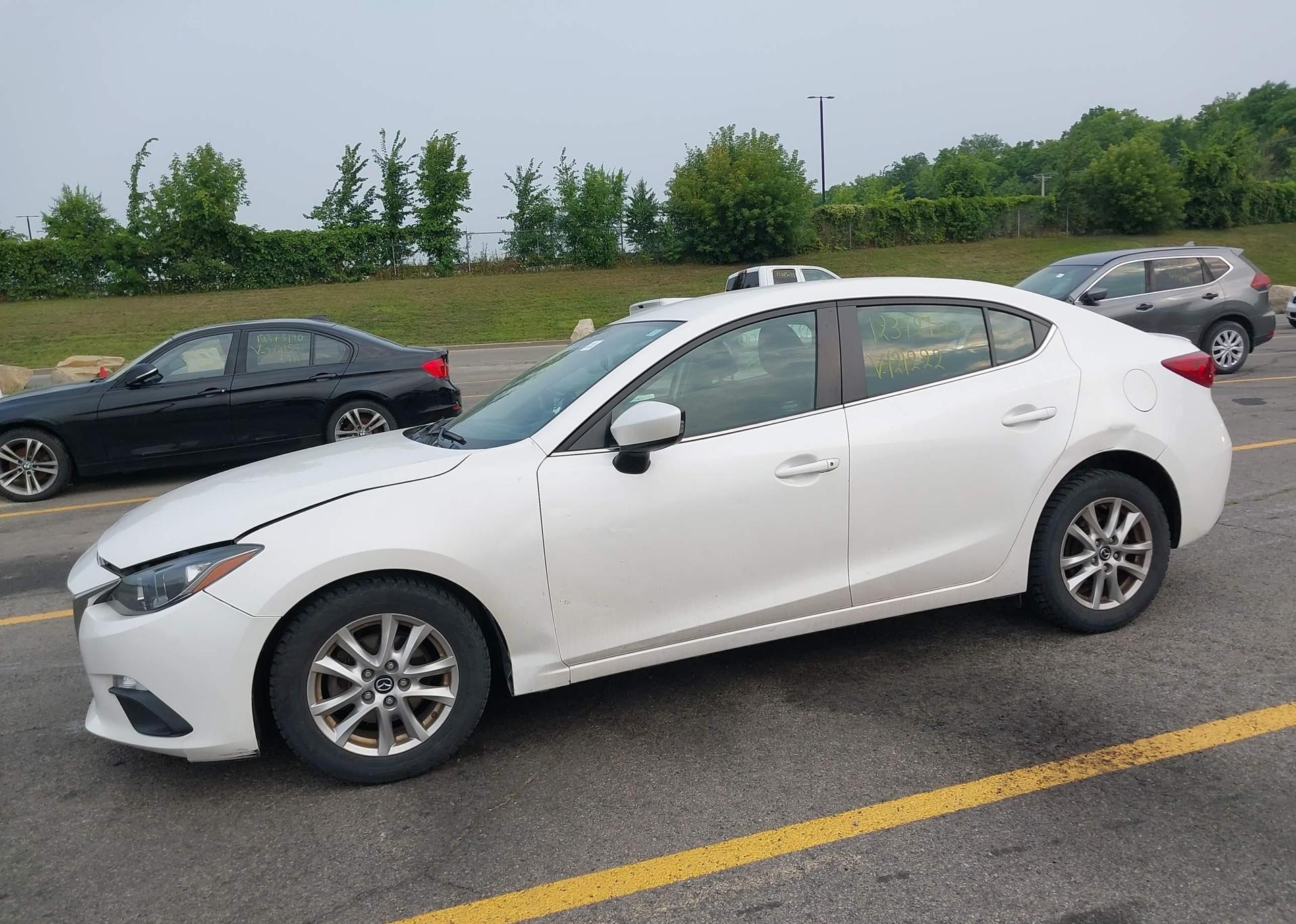 2014 MAZDA MAZDA3 GS-SKY