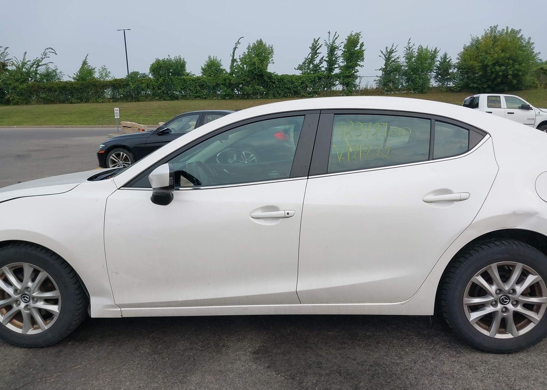 2014 MAZDA MAZDA3 GS-SKY