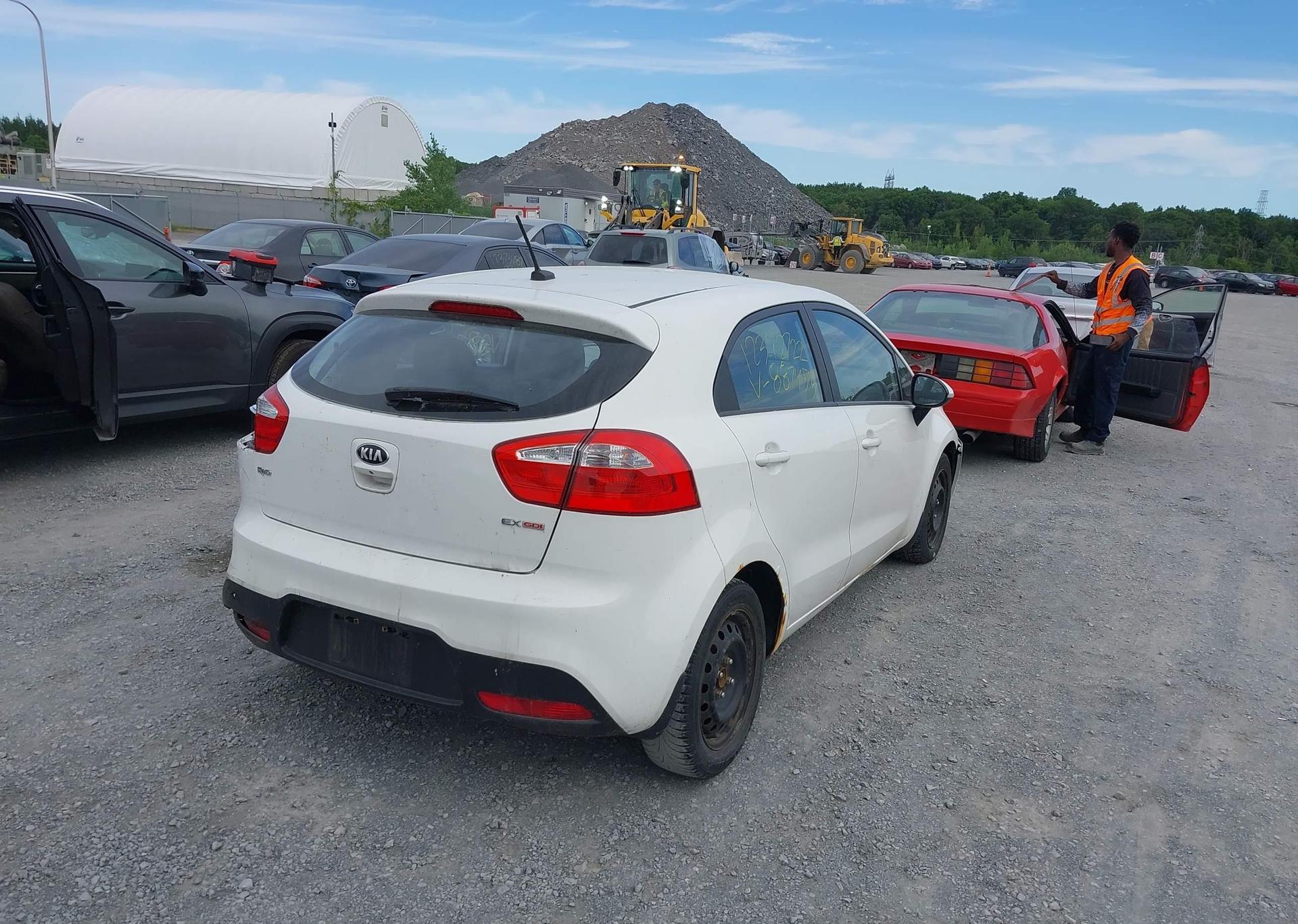 2013 KIA RIO EX