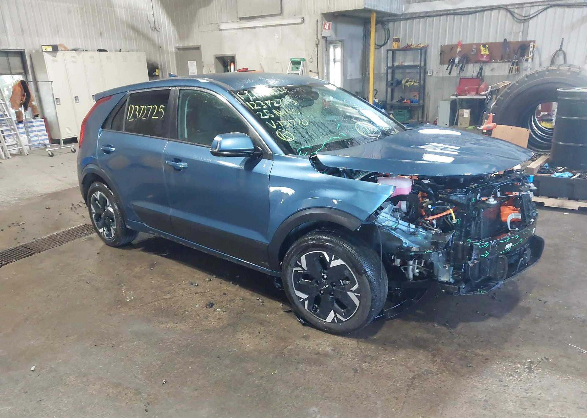 2025 KIA NIRO WIND