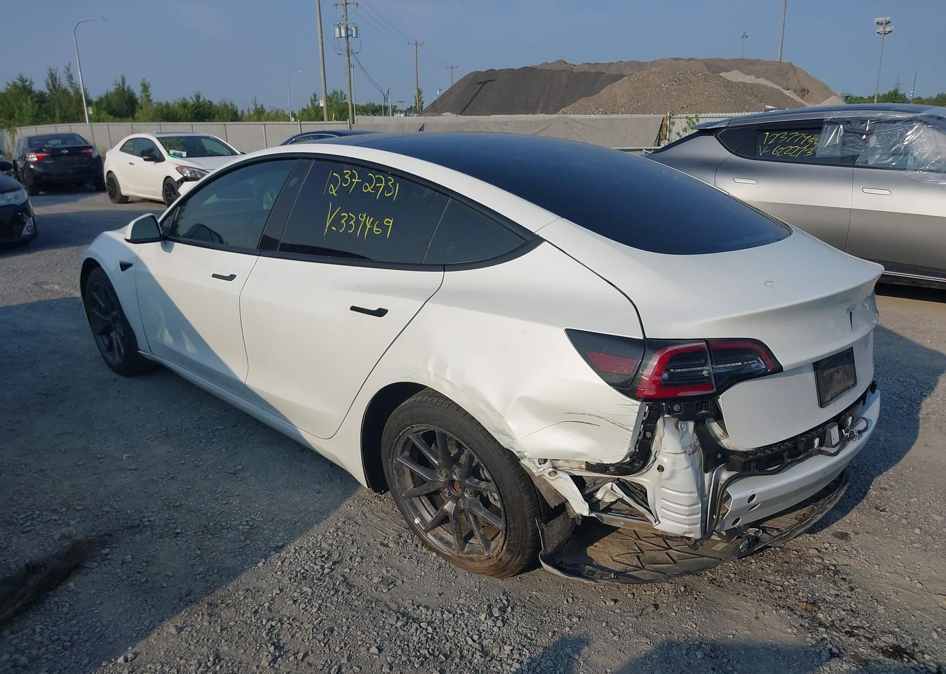 2022 TESLA MODEL 3 RWD