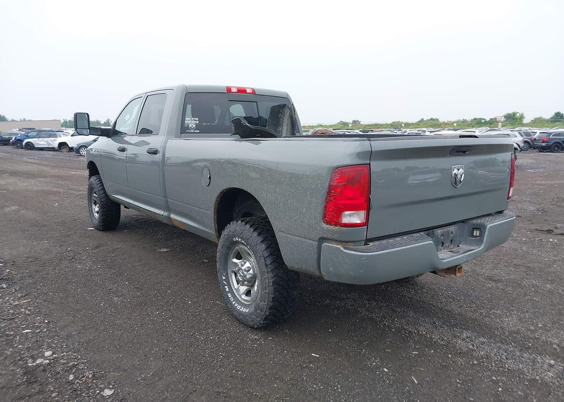2010 DODGE RAM 3500 SLT