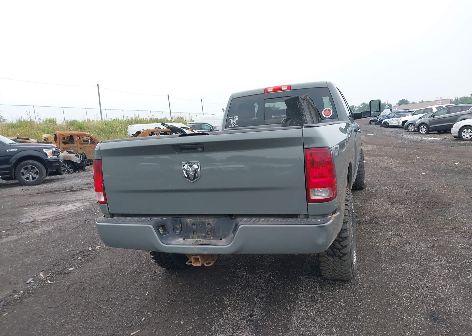 2010 DODGE RAM 3500 SLT