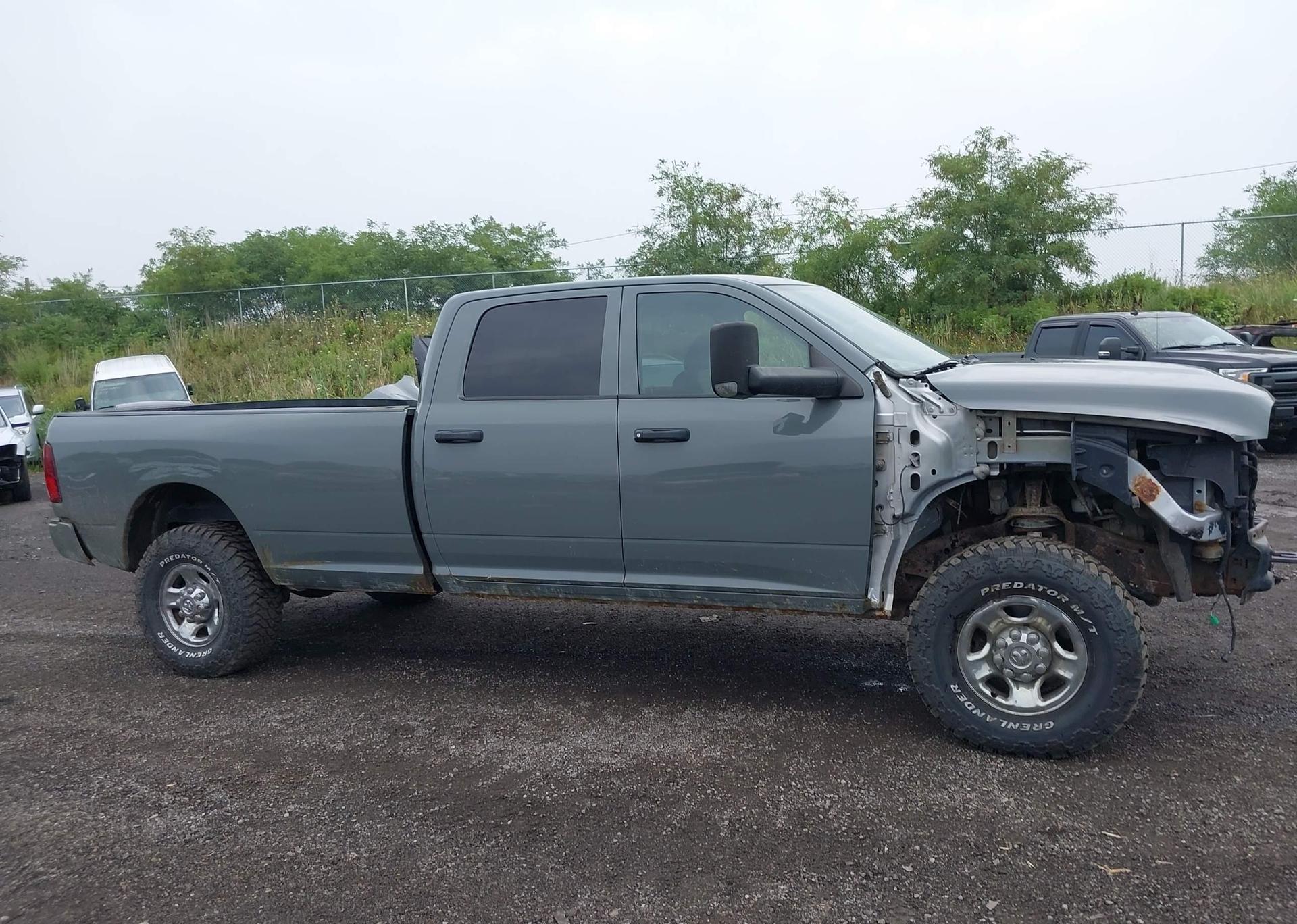 2010 DODGE RAM 3500 SLT