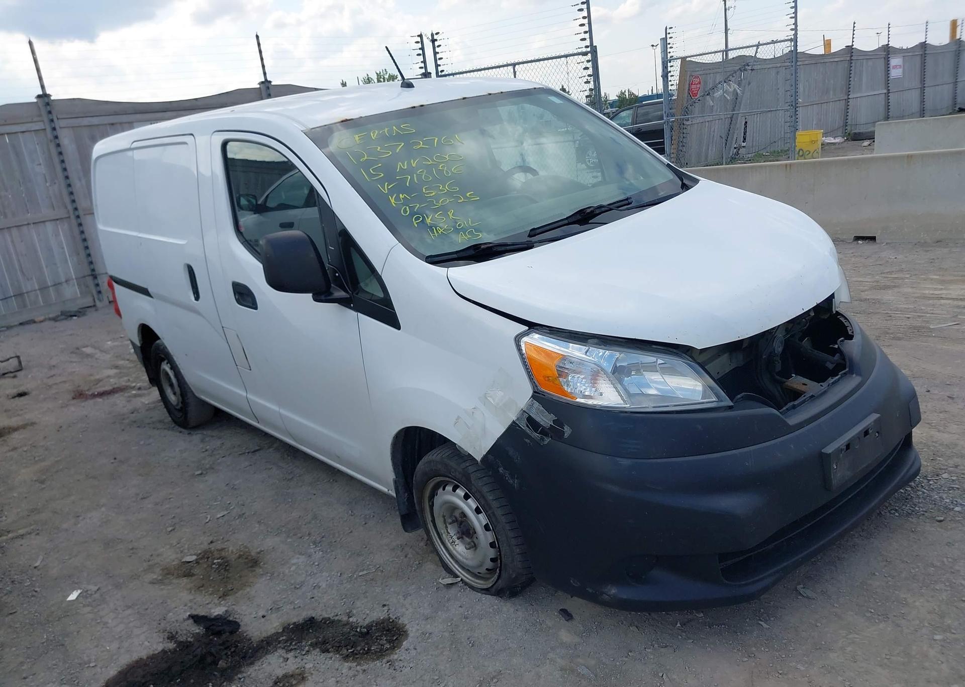 2015 NISSAN NV200 S
