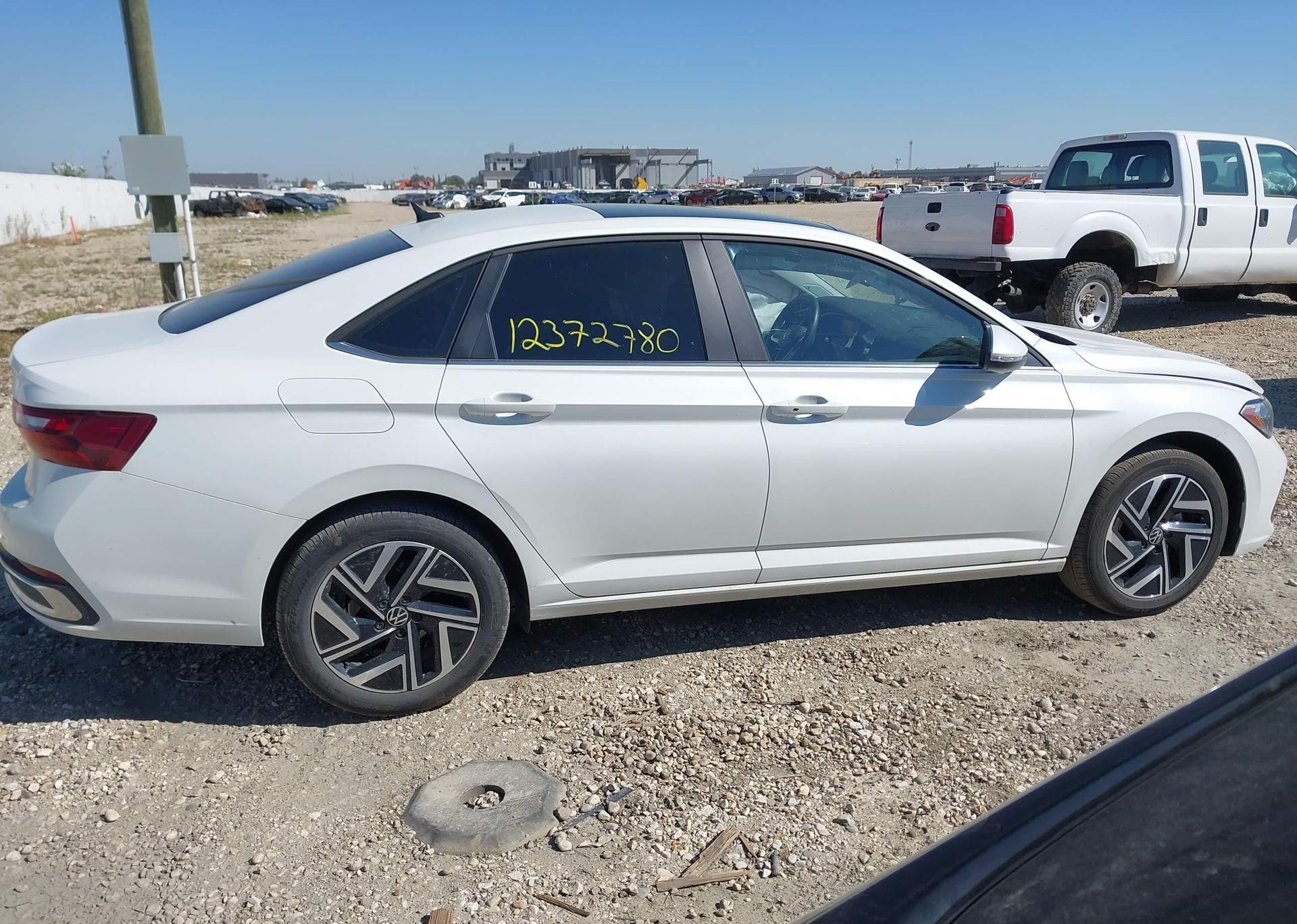 2024 VOLKSWAGEN Jetta Highline