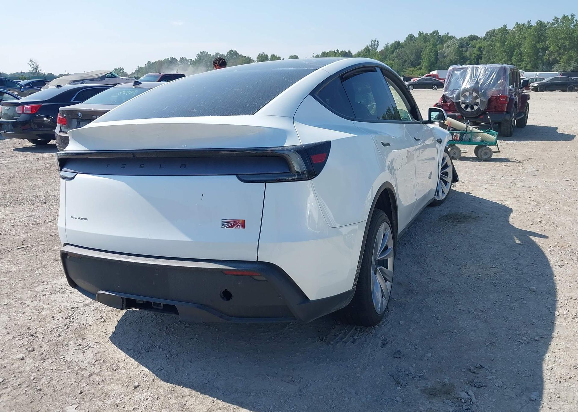 2026 TESLA MODEL Y LONG RANGE