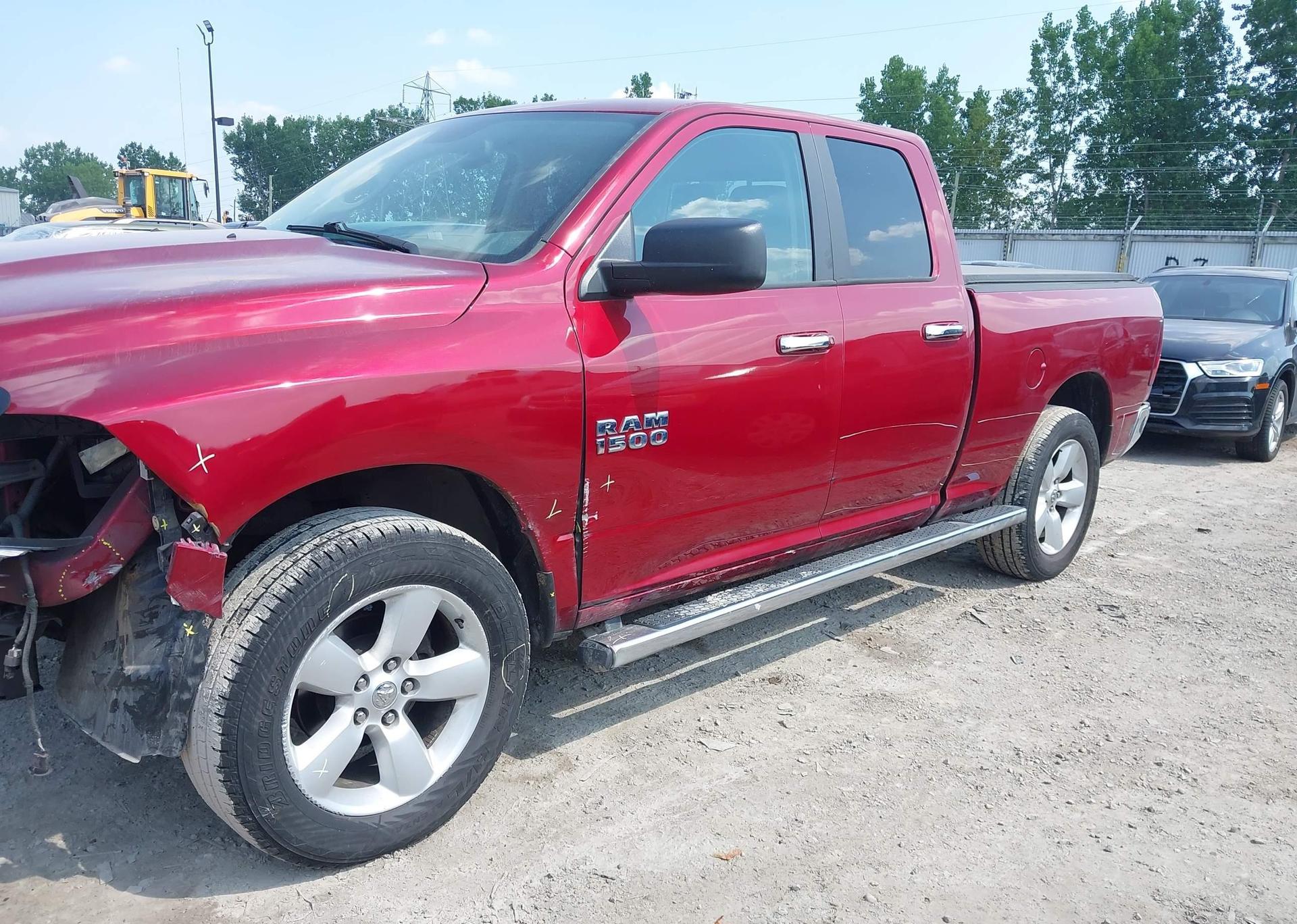2015 RAM 1500 SLT