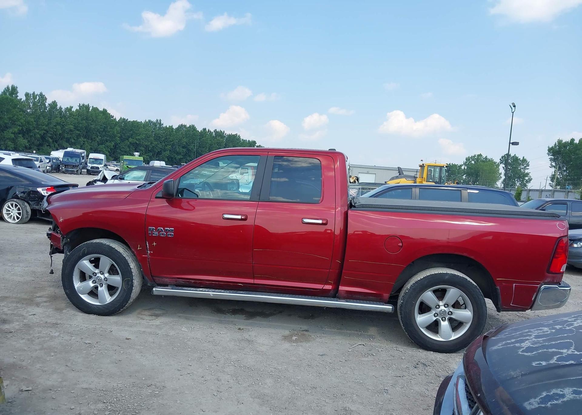 2015 RAM 1500 SLT