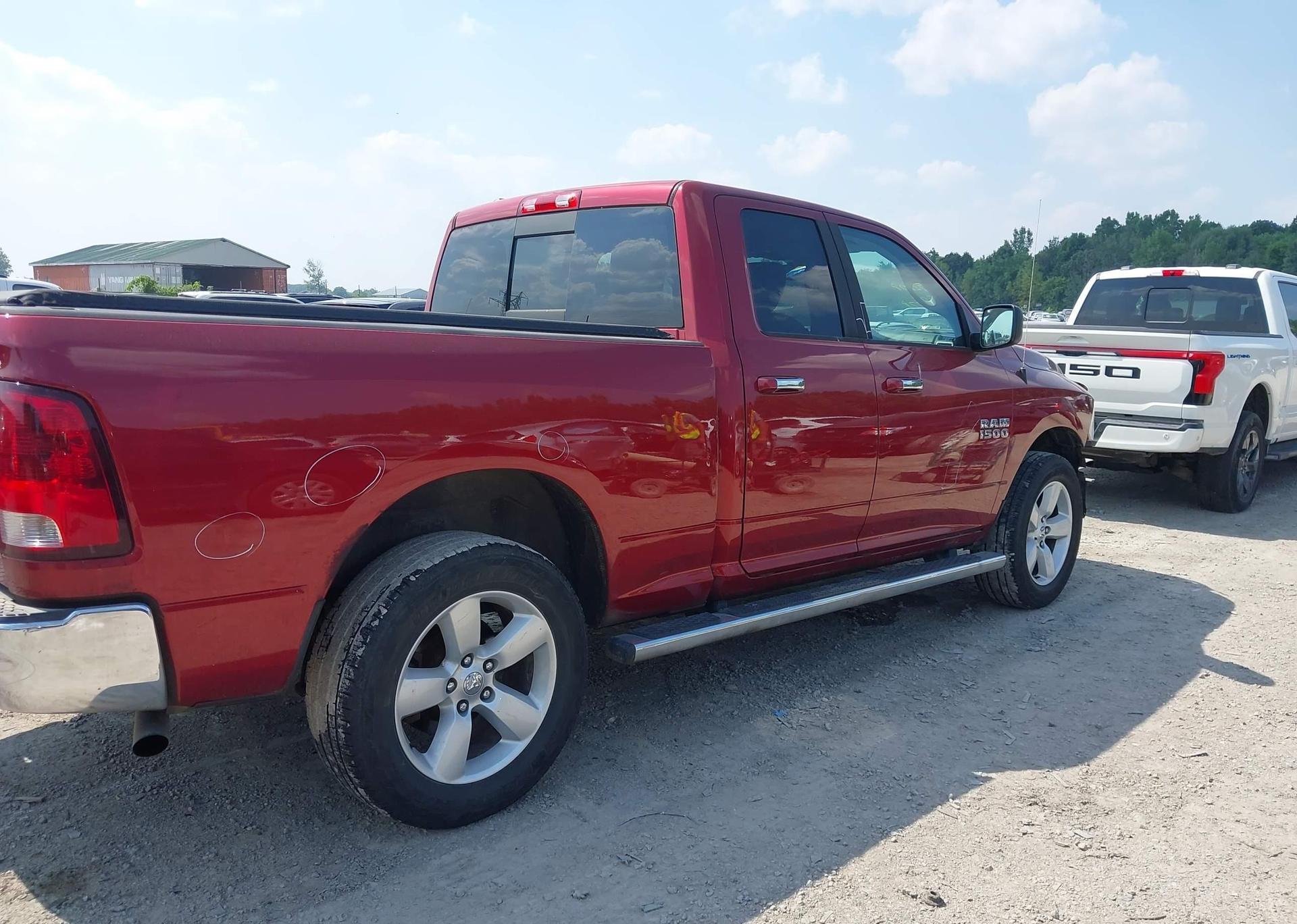 2015 RAM 1500 SLT