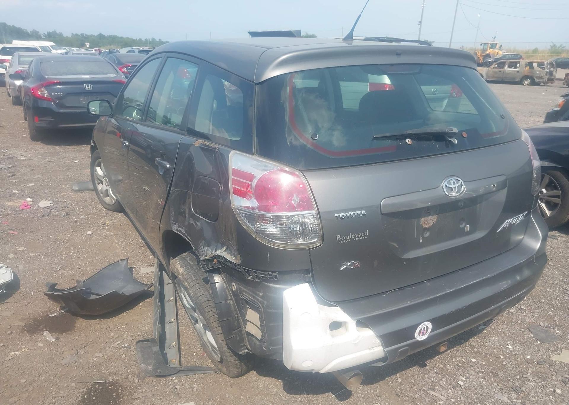 2005 TOYOTA Matrix XR