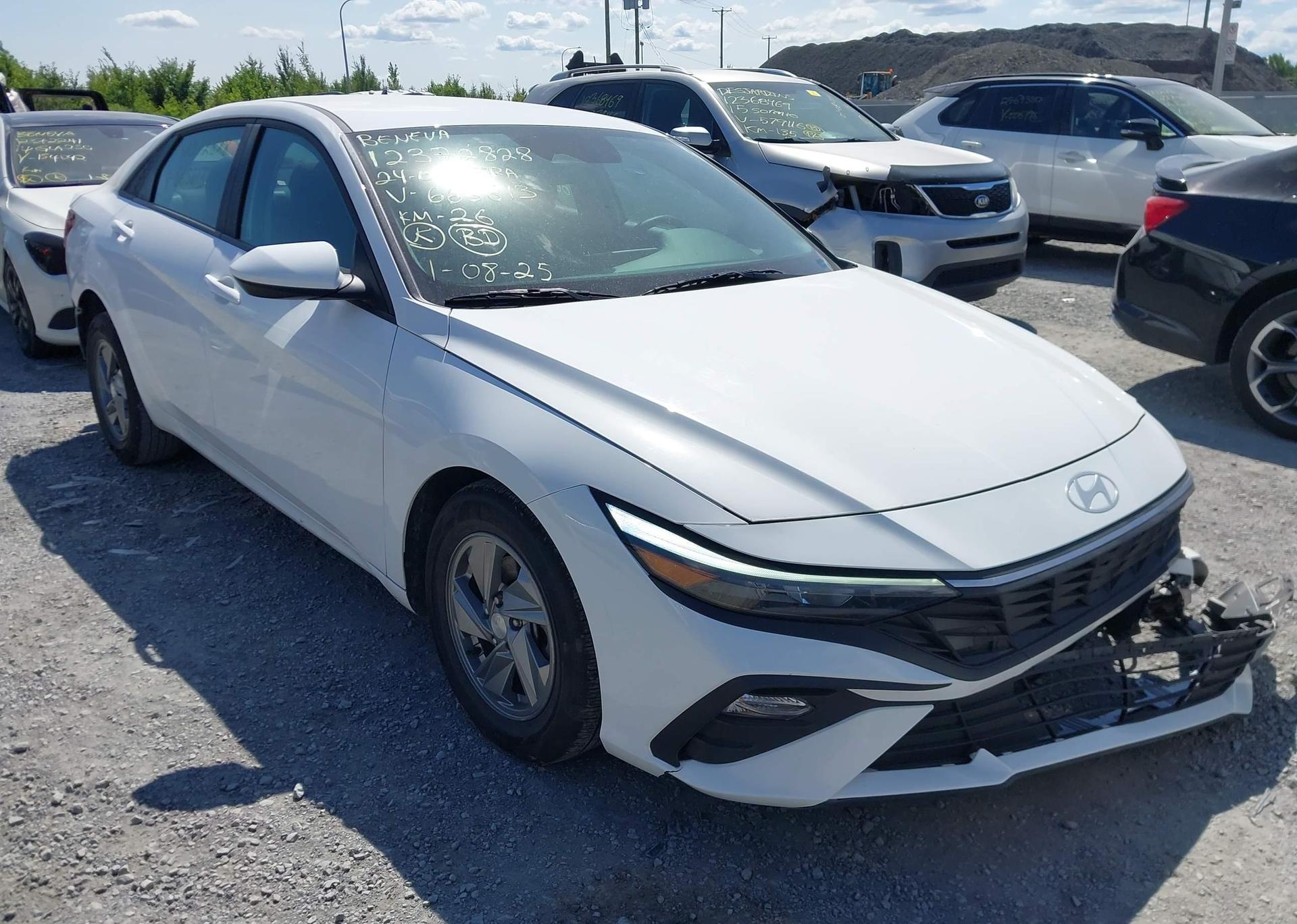 2024 HYUNDAI ELANTRA ESSENTIAL