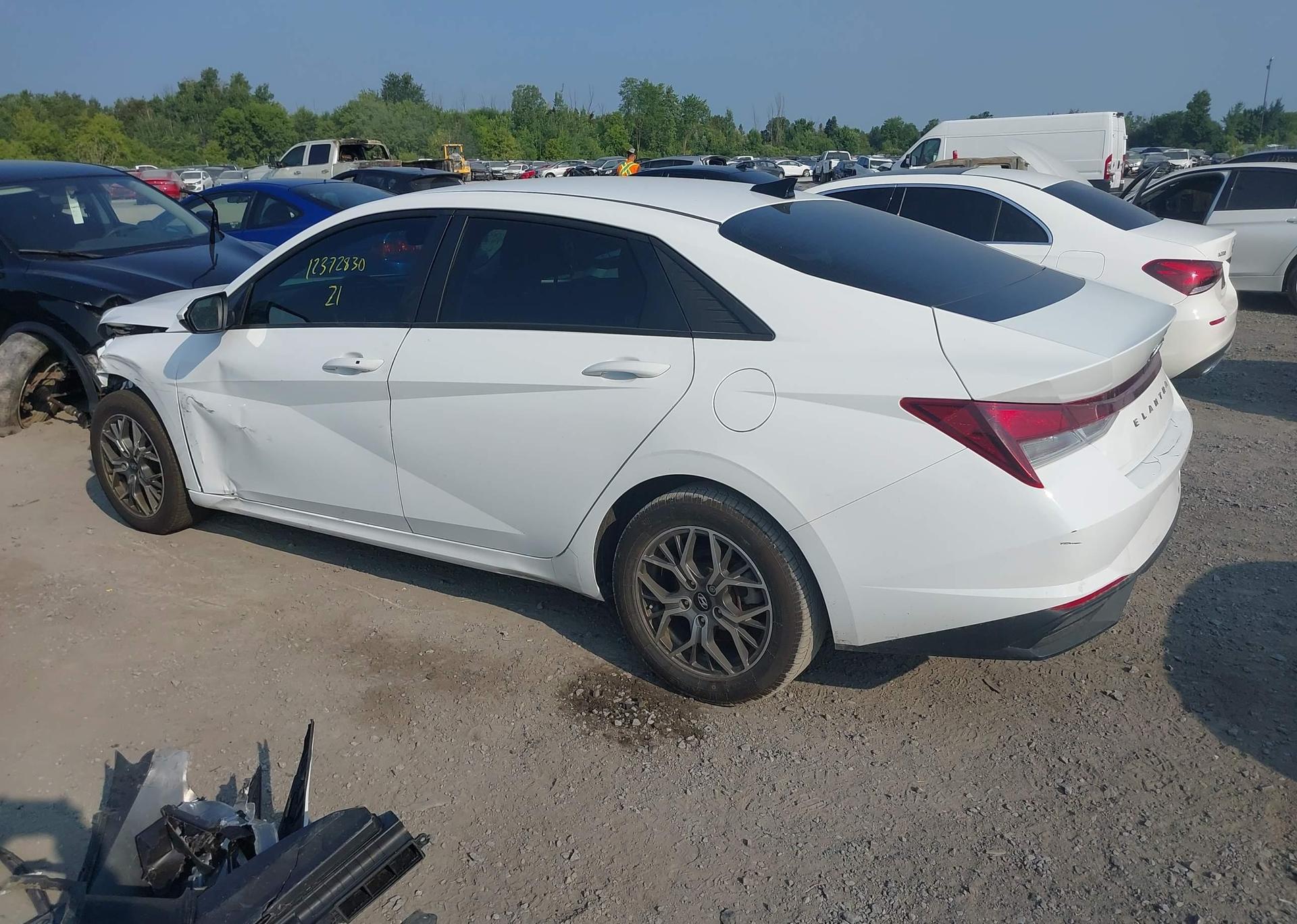 2021 HYUNDAI ELANTRA