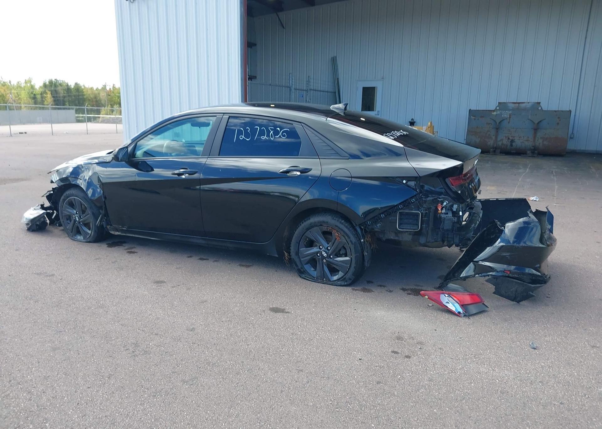 2022 HYUNDAI ELANTRA SEL