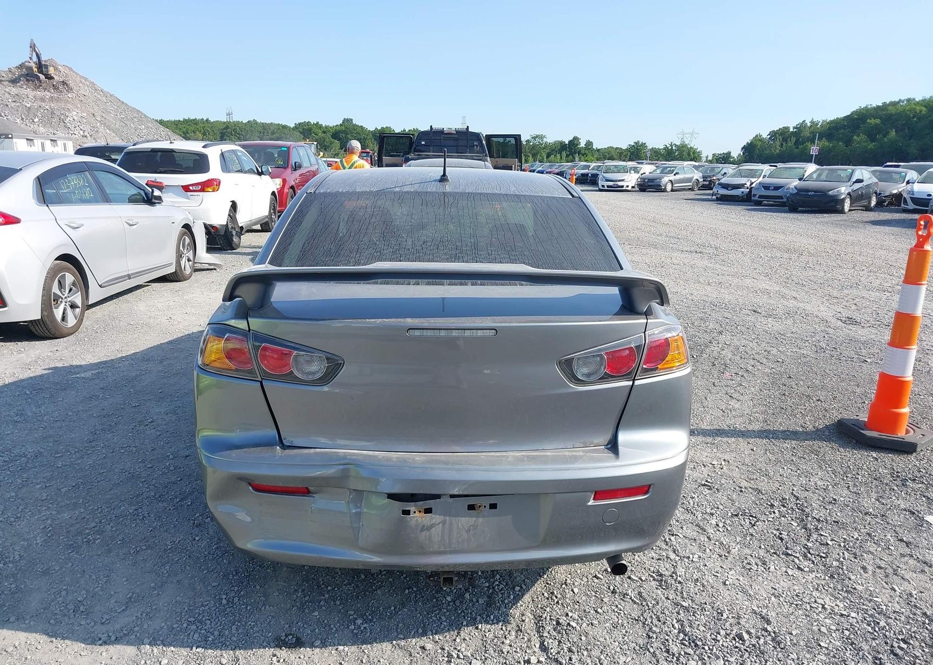 2014 MITSUBISHI LANCER ES