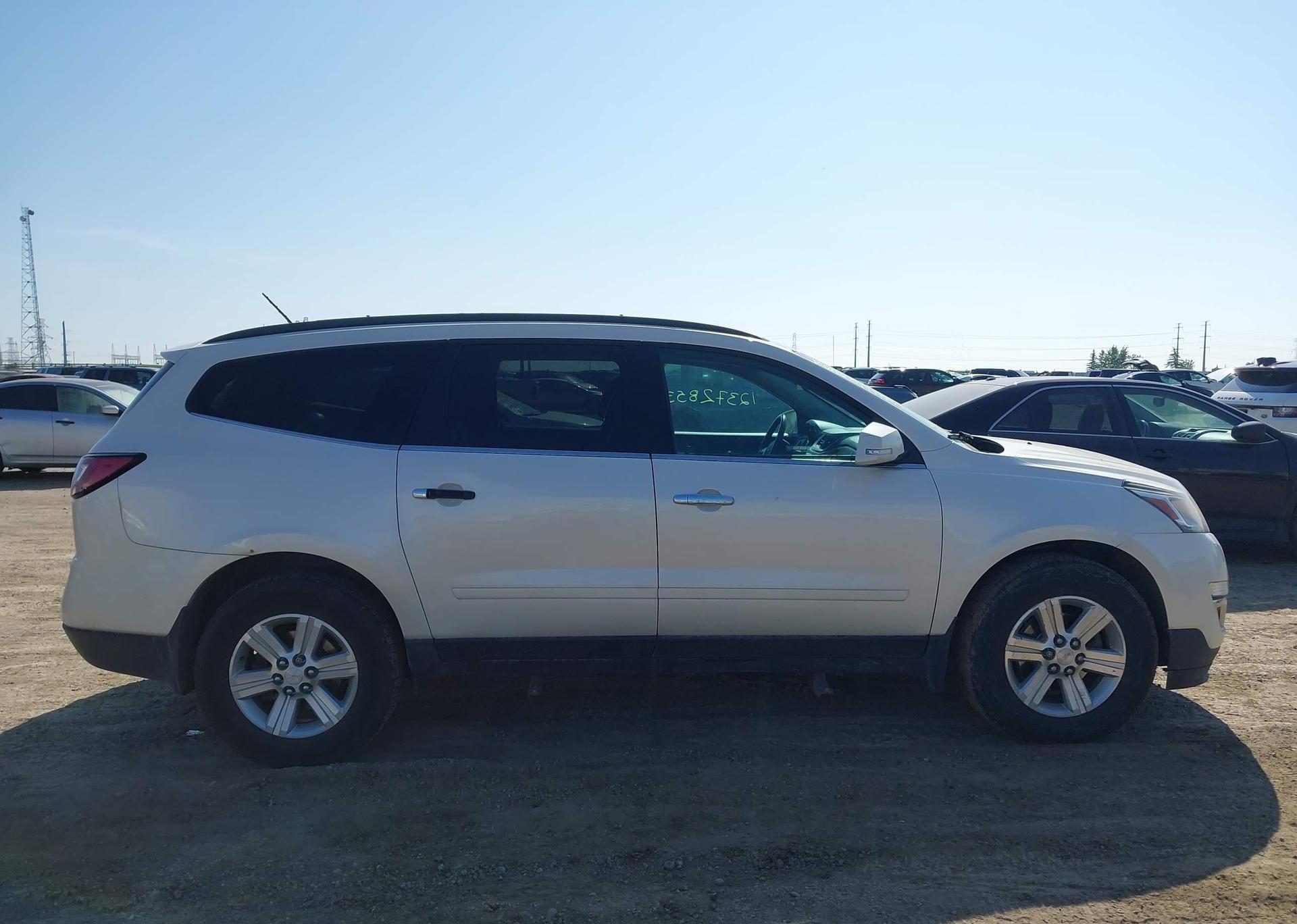 2014 CHEVROLET TRAVERSE LT