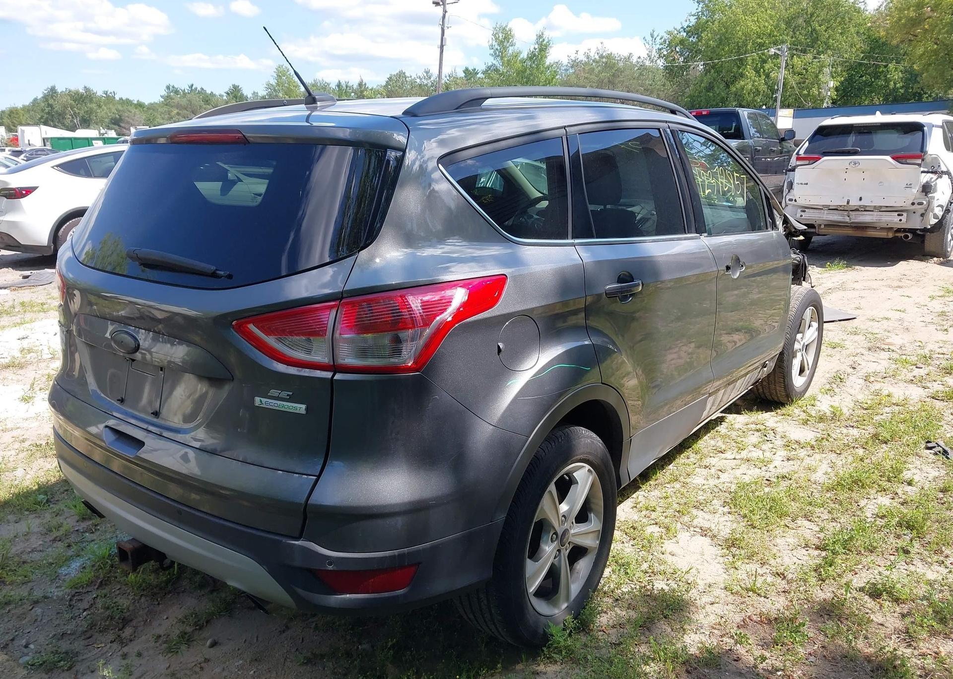 2014 FORD ESCAPE SE