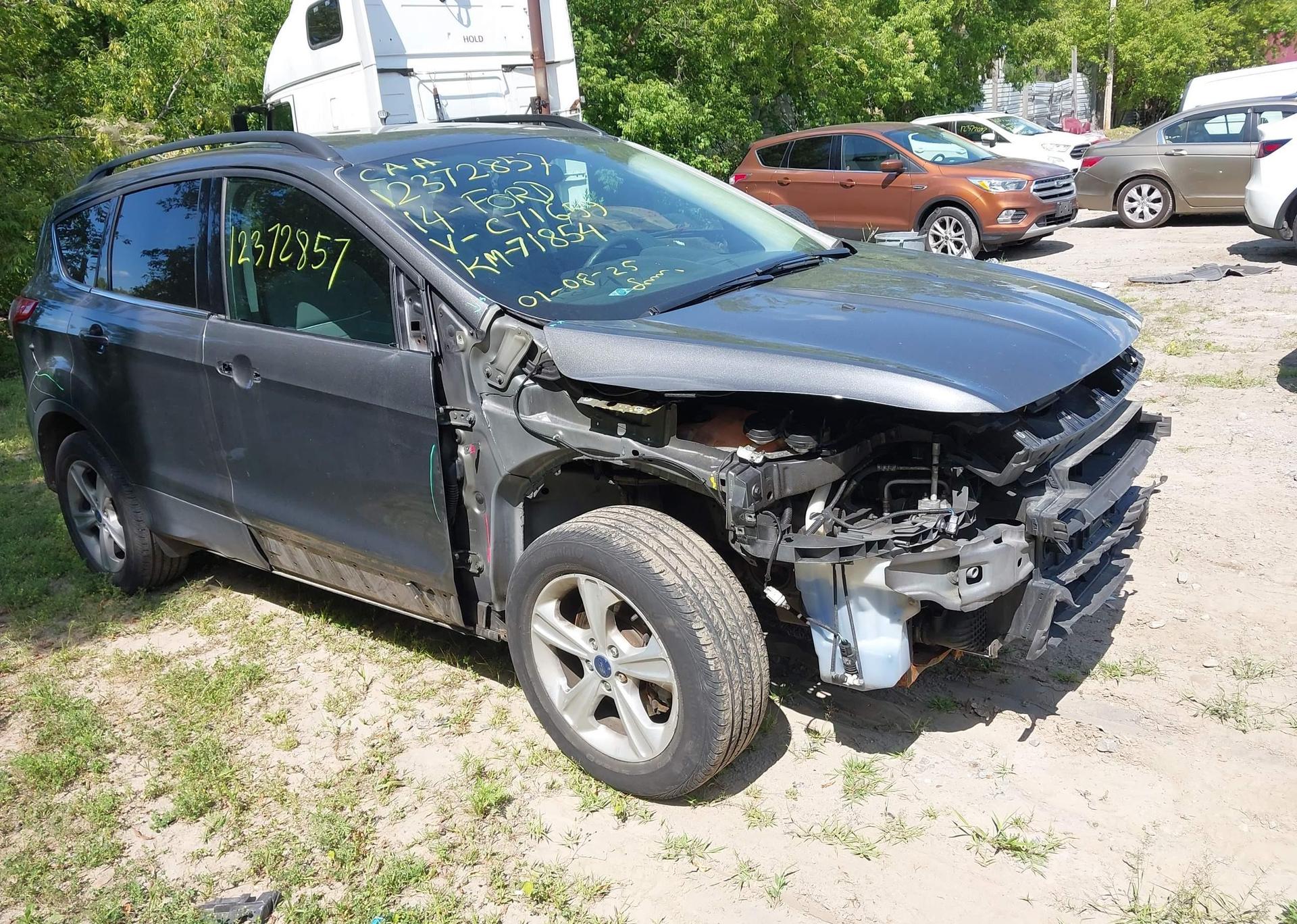 2014 FORD ESCAPE SE