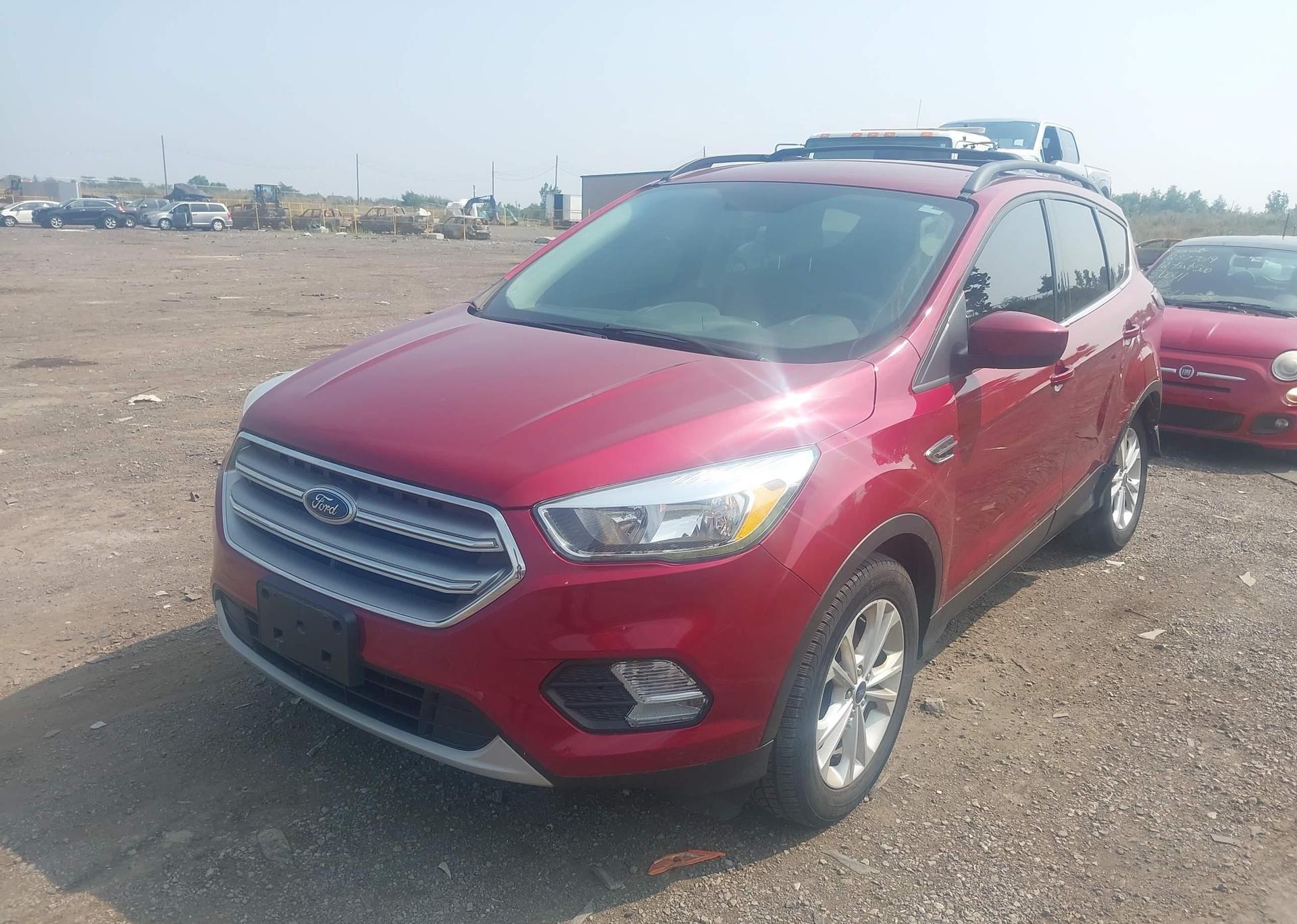 2017 FORD ESCAPE SE