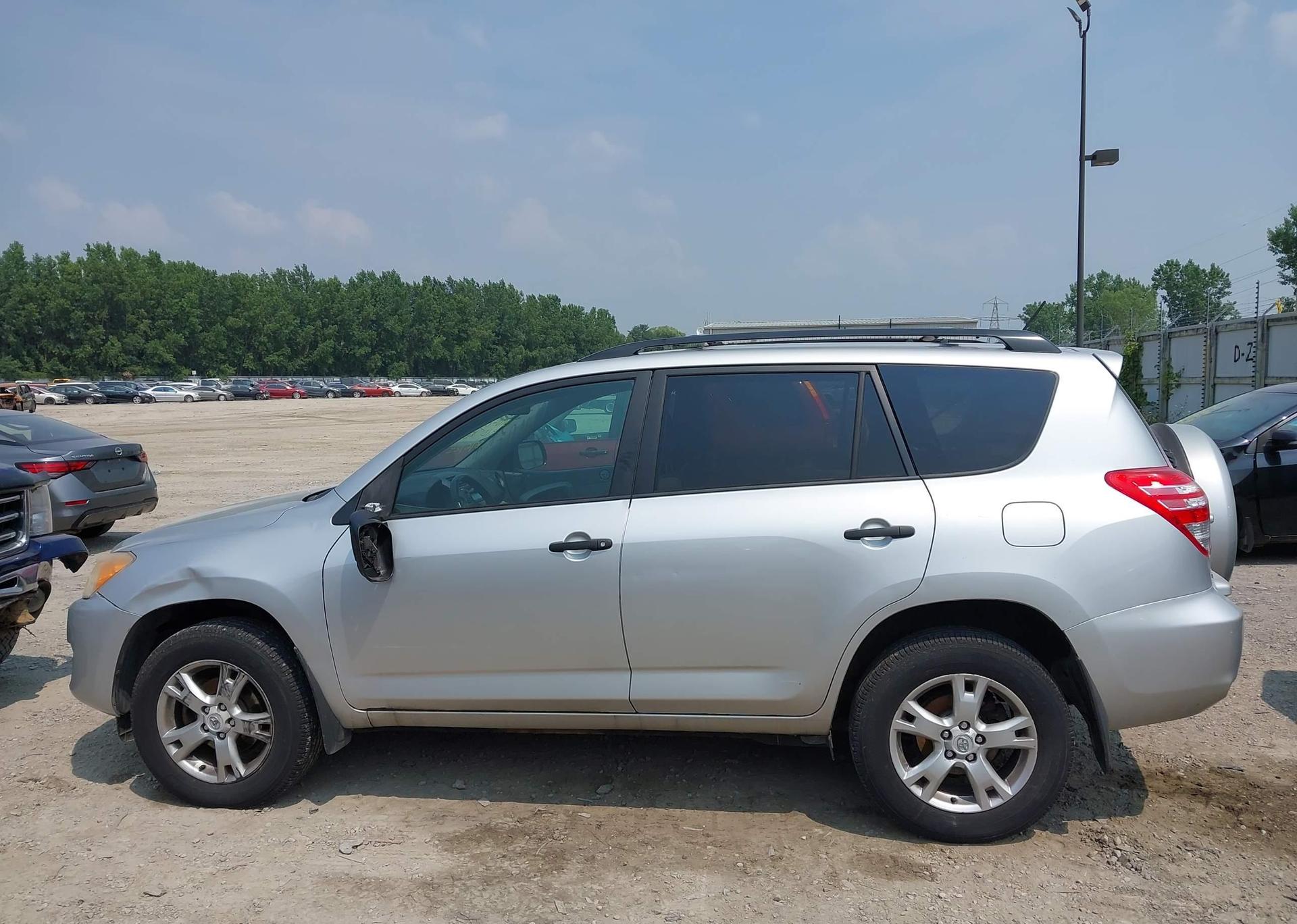 2010 TOYOTA RAV4 BASE V6
