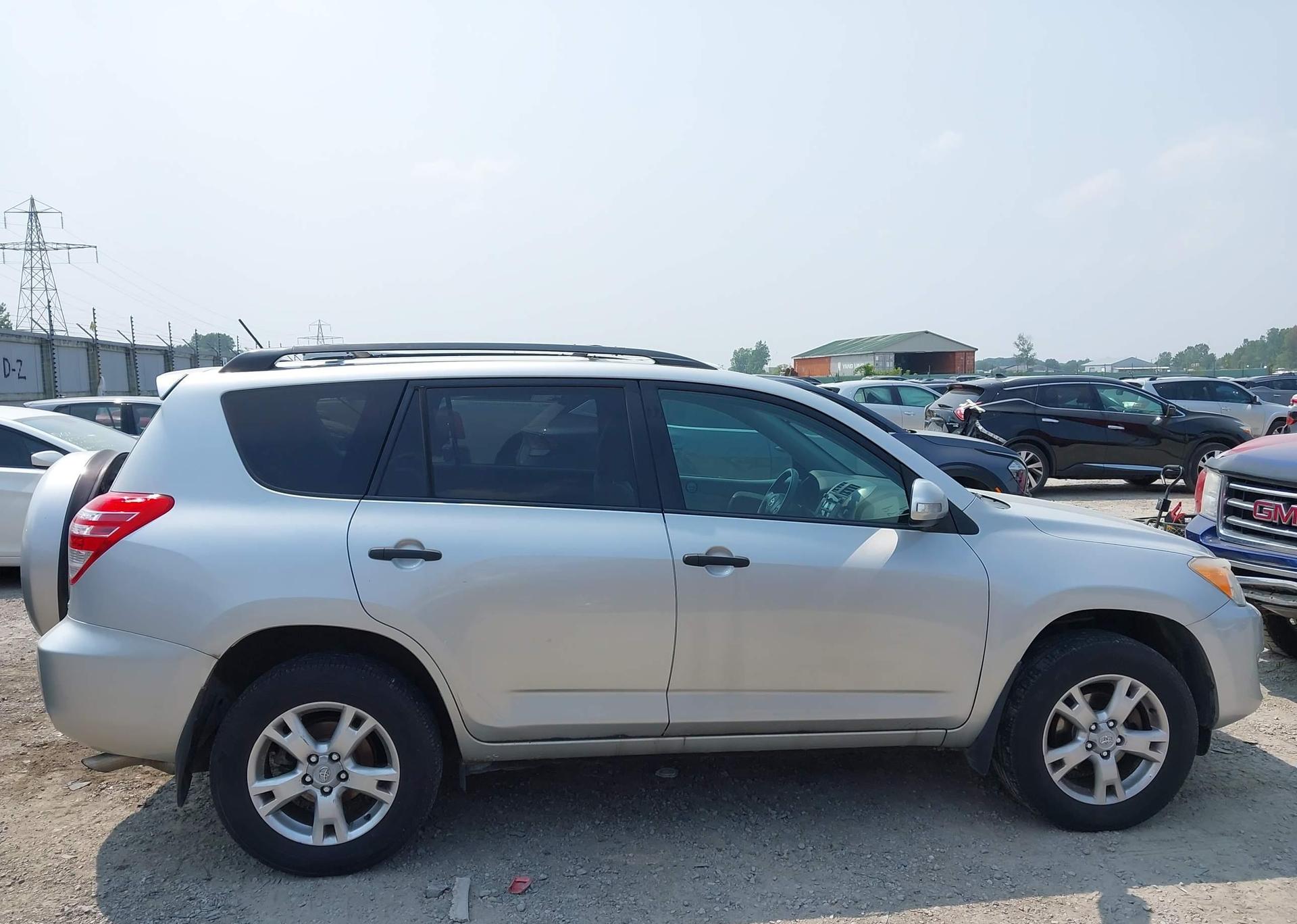 2010 TOYOTA RAV4 BASE V6